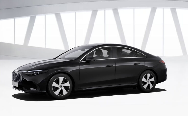 Mercedes-Benz CLA EQ im Business Leasing bei Herbrand Seitenansicht