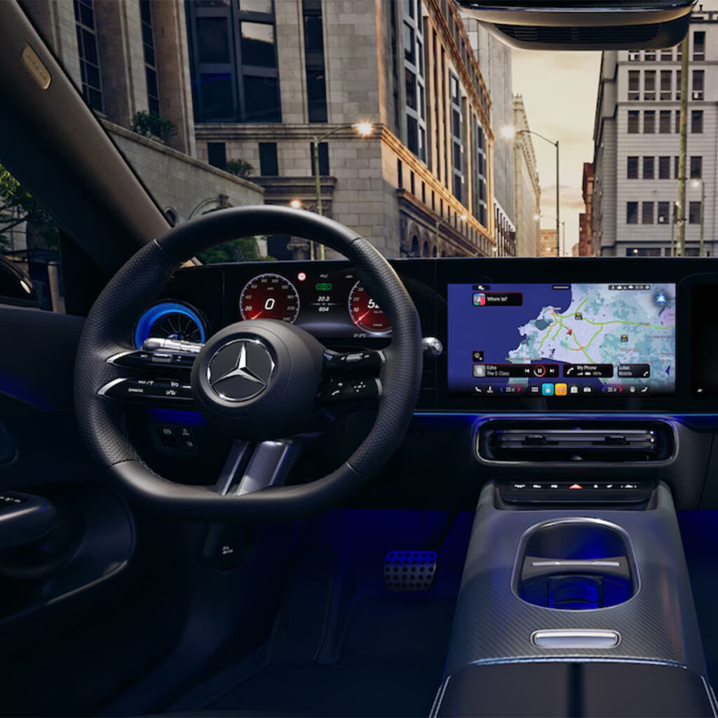 CLA_Shootingbrake_Hybrid_Cockpit