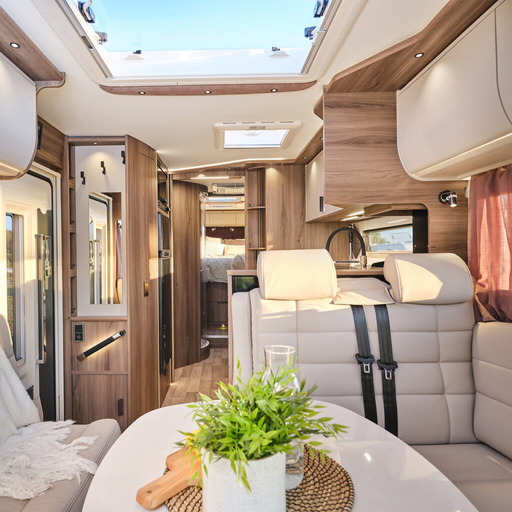 KABE_Wohnmobil_Crown_Innenausstattung