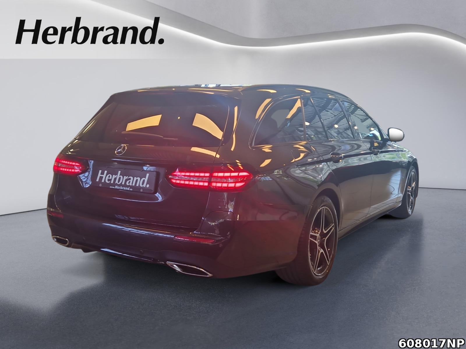 Fahrzeugabbildung Mercedes-Benz E 300 T AMG Multibeam Widescreen Kamera
