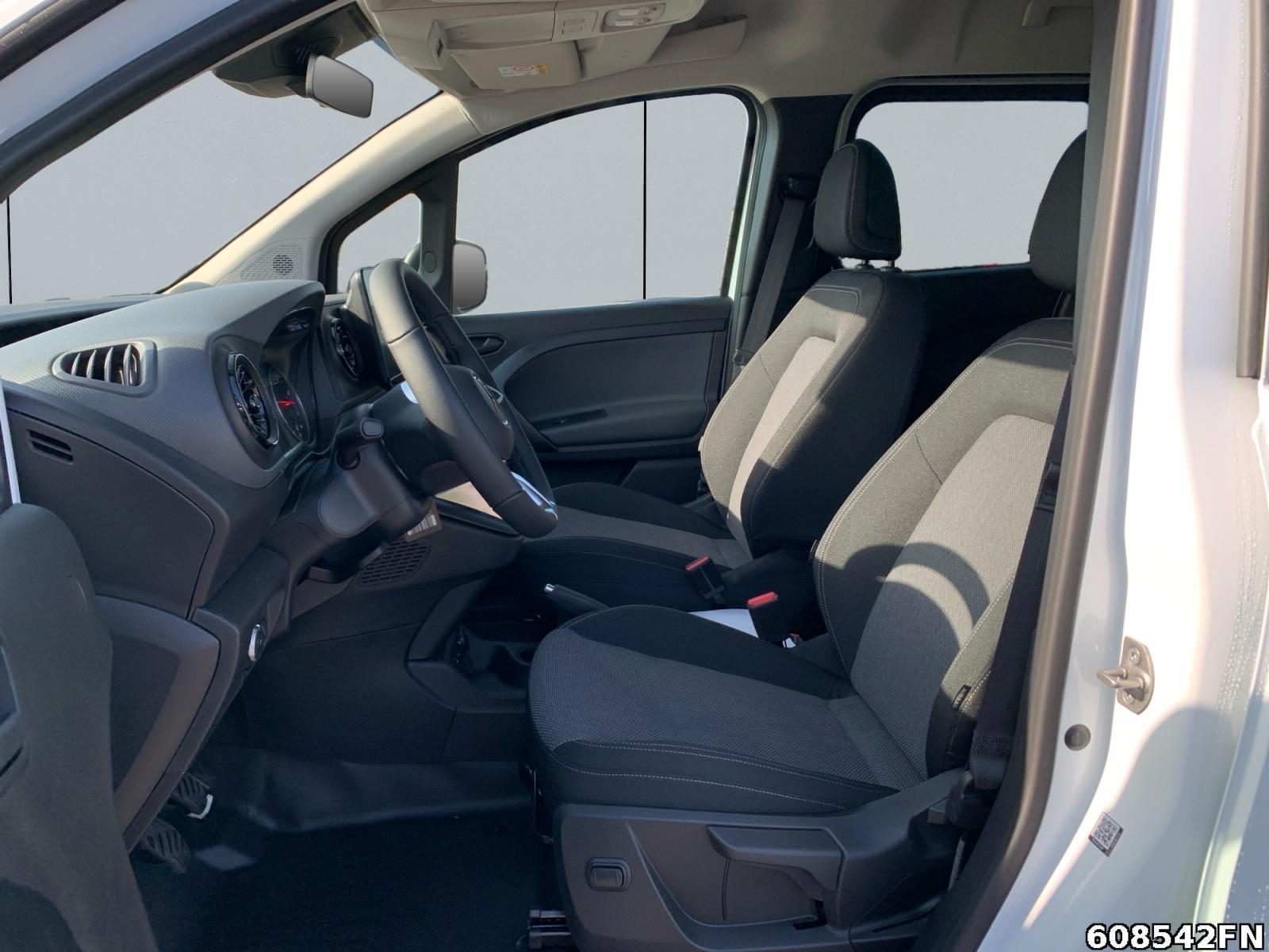 Fahrzeugabbildung Mercedes-Benz Citan Tourer 110 CDI *6G*TEMP*LED*AHK*KLIMA*KAM*