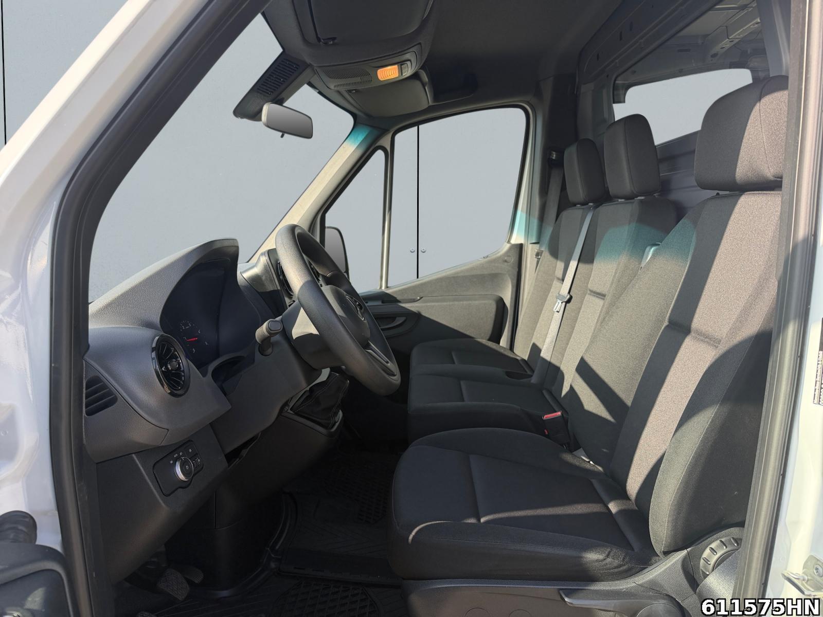 Fahrzeugabbildung Mercedes-Benz Sprinter 317 CDI *L2H1*Navi*Kamera*Klima*