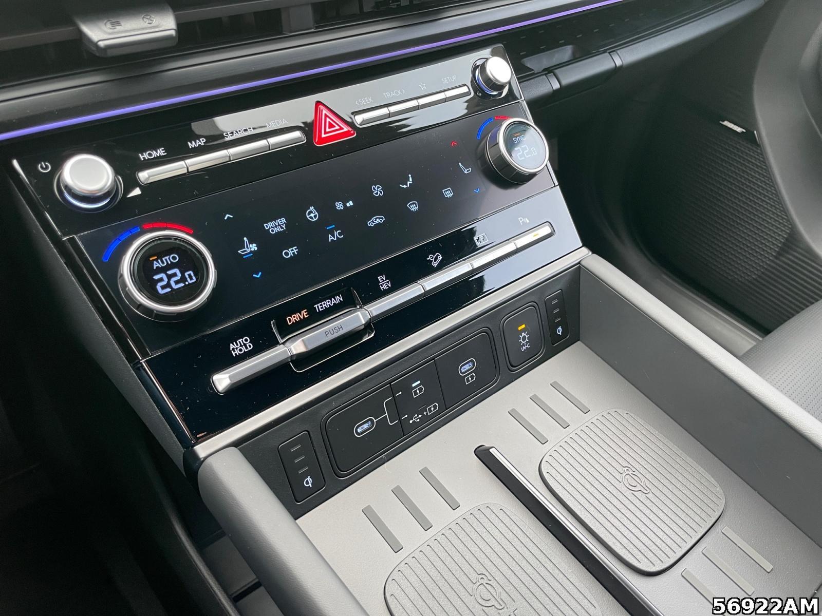 Fahrzeugabbildung Hyundai Santa Fe PHEV Blackline