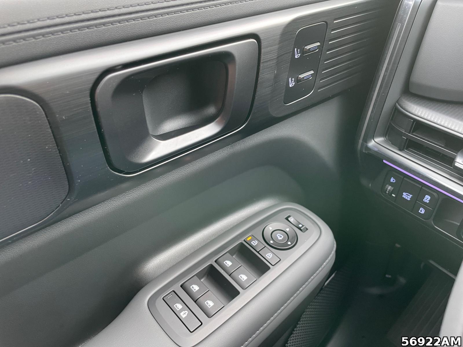 Fahrzeugabbildung Hyundai Santa Fe PHEV Blackline