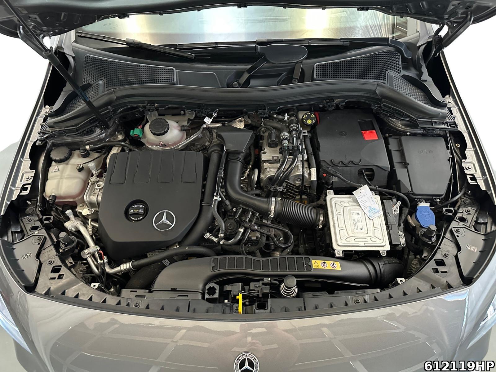 Fahrzeugabbildung Mercedes-Benz B 250 e Edition AMG Line AHK Pano Head-up 360°