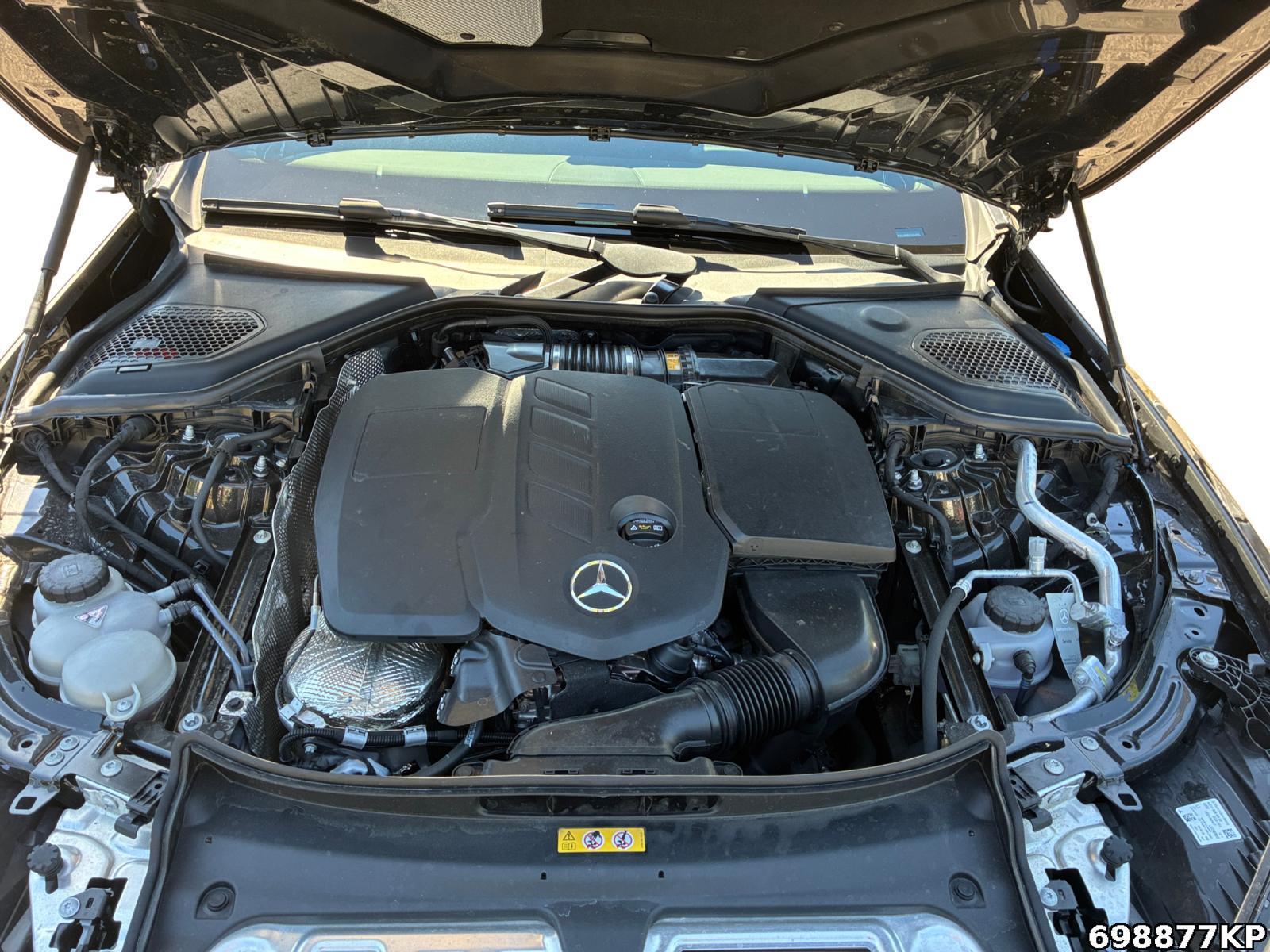 Fahrzeugabbildung Mercedes-Benz E 220 d T AMG AHK Distronic Totwinkel