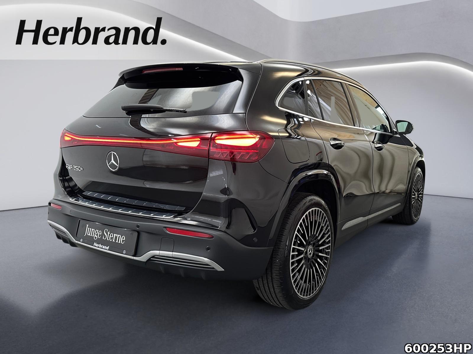 Fahrzeugabbildung Mercedes-Benz EQA AMG 360° Memory Distronic+ Adv. Sound