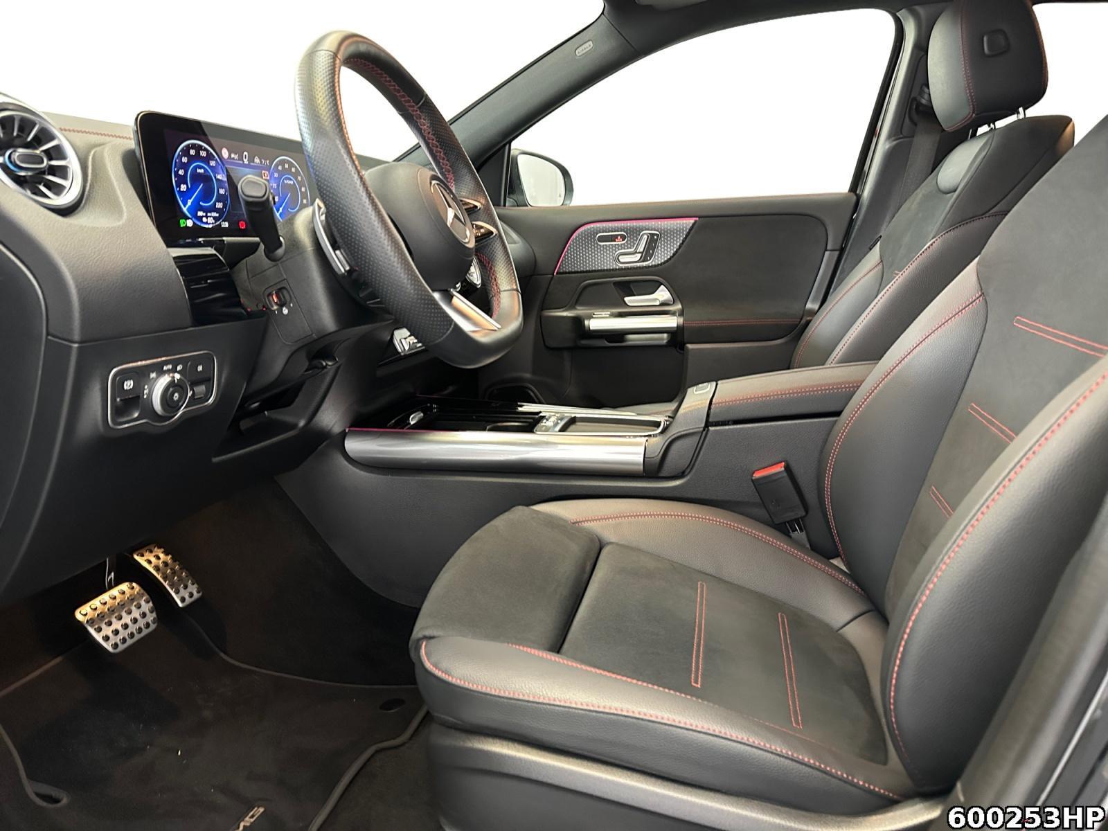 Fahrzeugabbildung Mercedes-Benz EQA AMG 360° Memory Distronic+ Adv. Sound