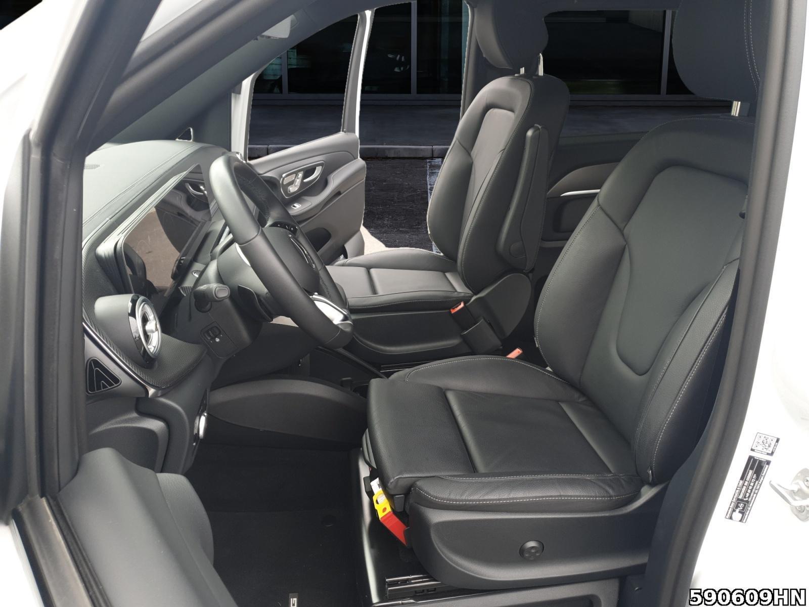 Fahrzeugabbildung Mercedes-Benz V 250 d AV/K Widescreen*Distro*AHK*Stand*Airmati