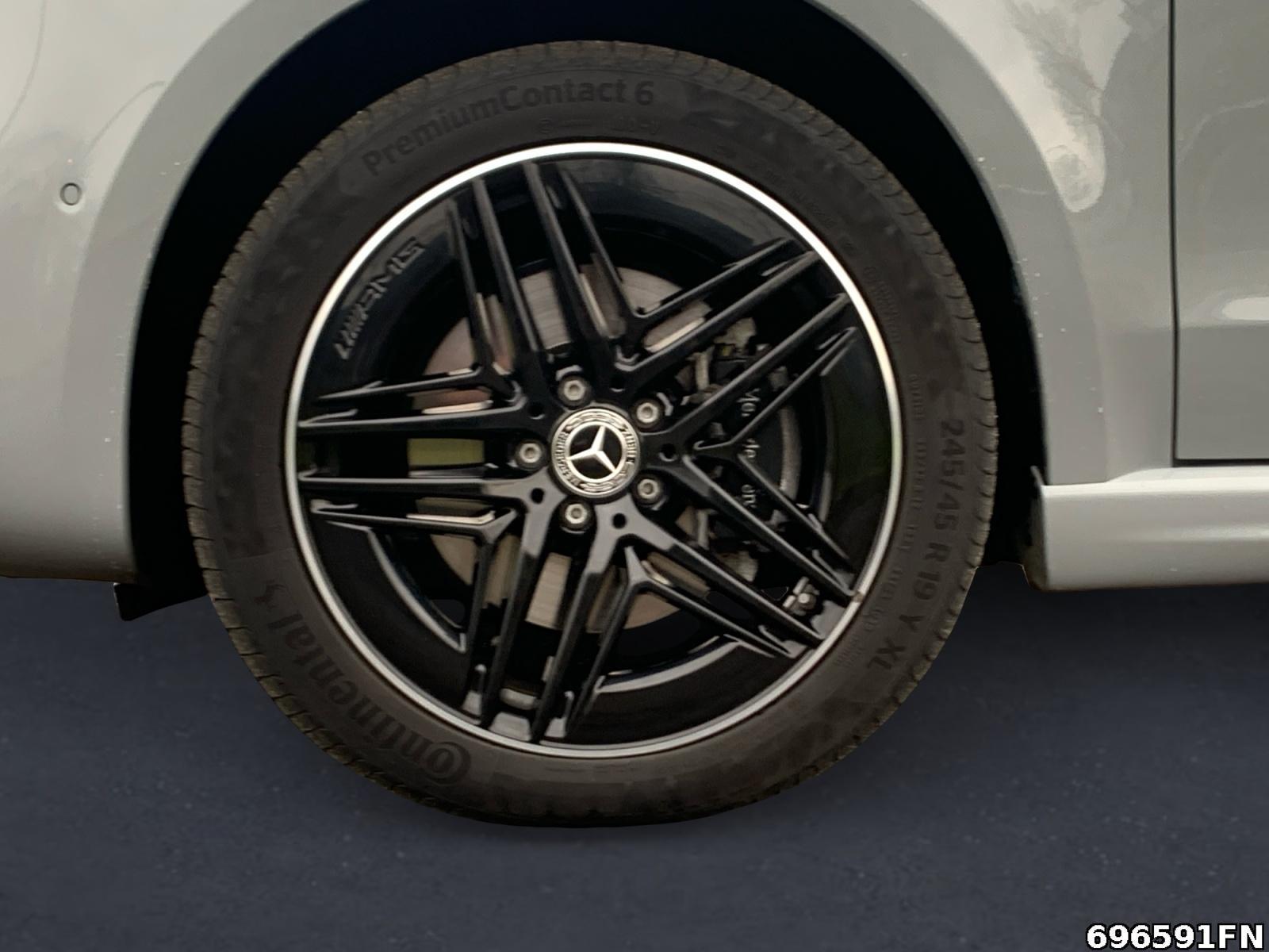 Fahrzeugabbildung Mercedes-Benz V 300 AVG/L 4MATIC AMG *AIRMATIC*STANDHEIZ*AHK*