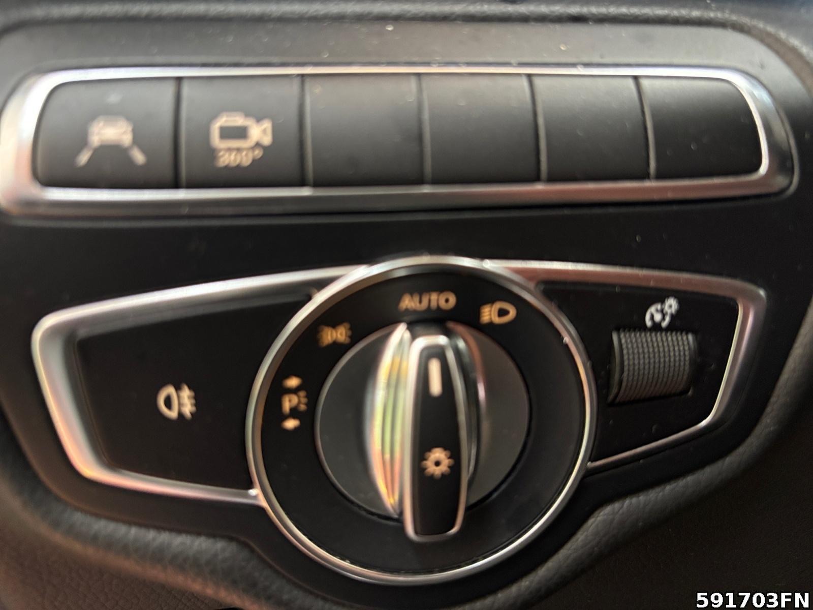 Fahrzeugabbildung Mercedes-Benz V-Klasse V 300 d AVANTGARDE EDITION Extralang