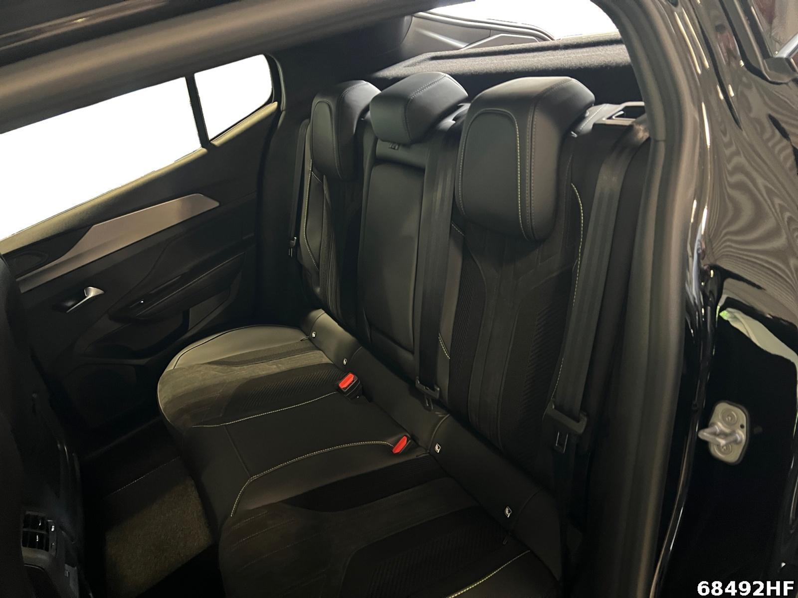 Fahrzeugabbildung Peugeot 408 GT Exclusive