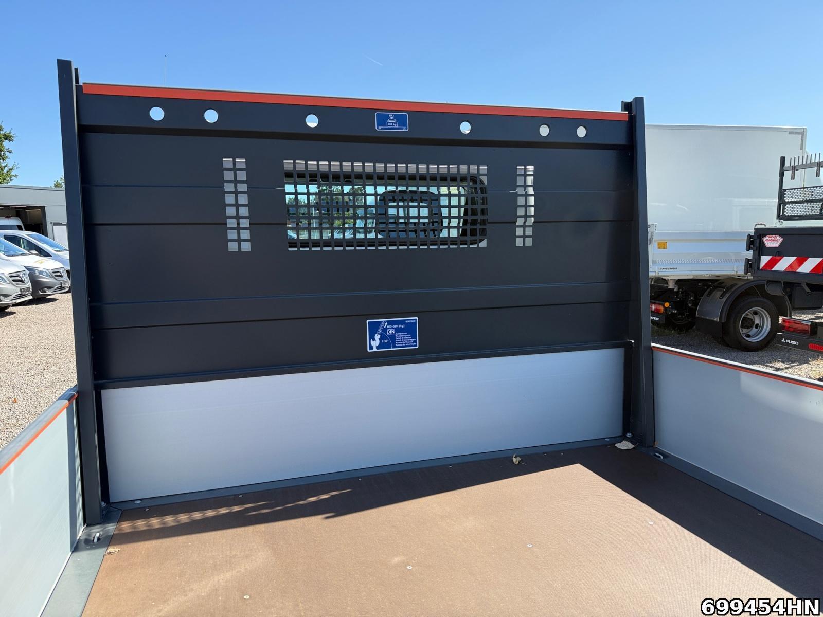 Fahrzeugabbildung FUSO Canter 3C15 AMT Pritsche Vfhrzg.