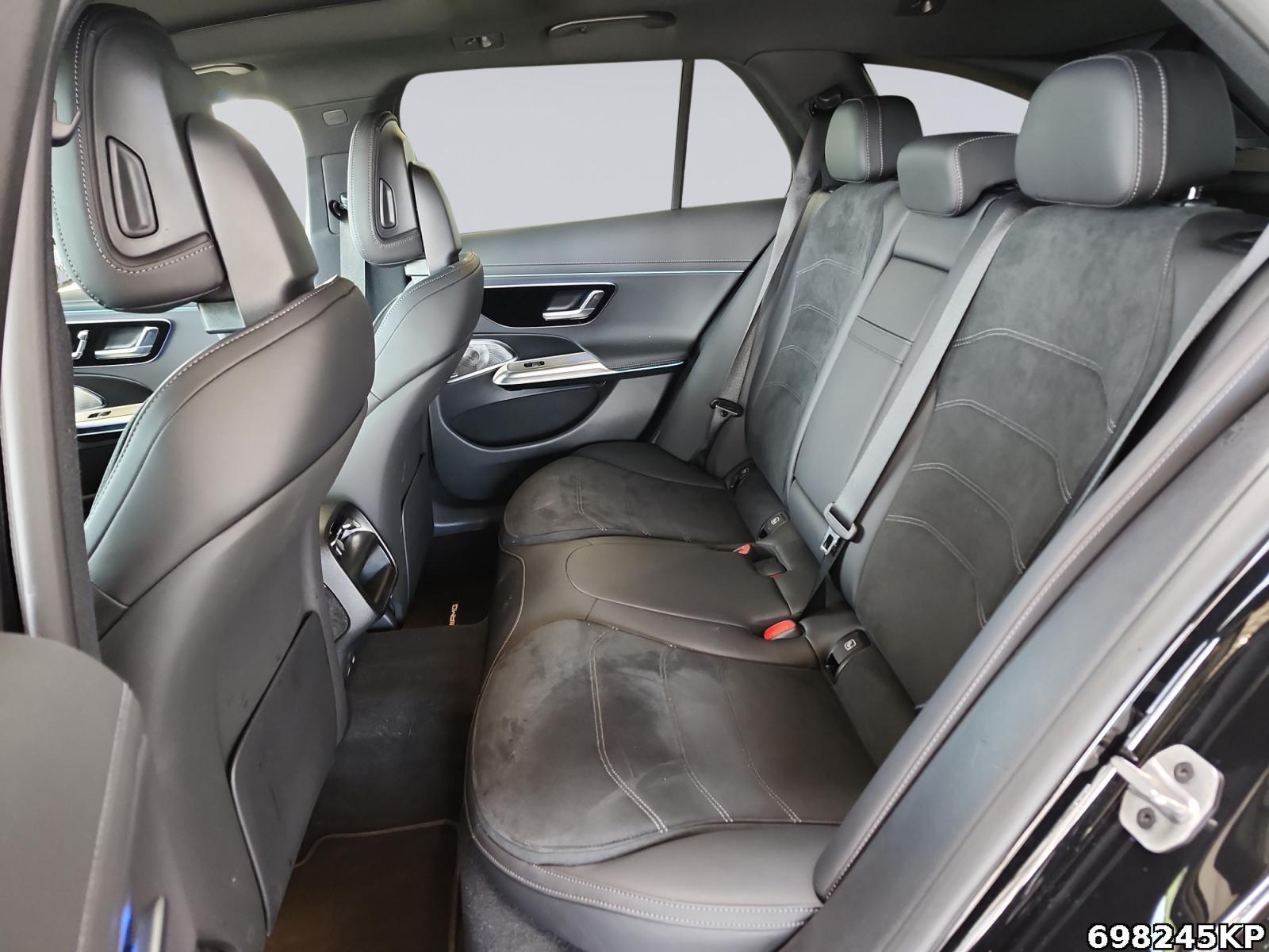 Fahrzeugabbildung Mercedes-Benz E 300 e T AMG Pano Burmester Digital-Light AHK