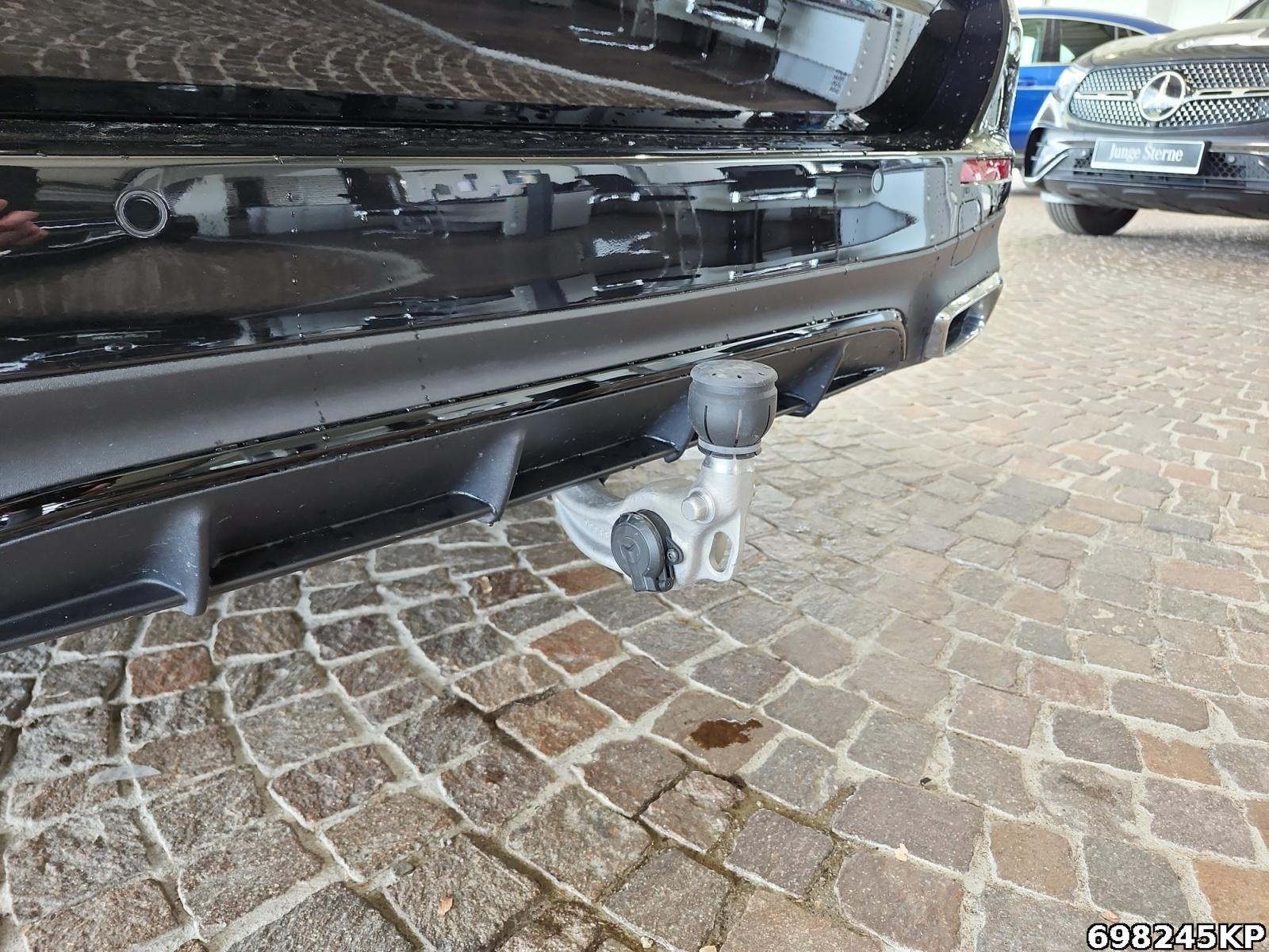Fahrzeugabbildung Mercedes-Benz E 300 e T AMG Pano Burmester Digital-Light AHK