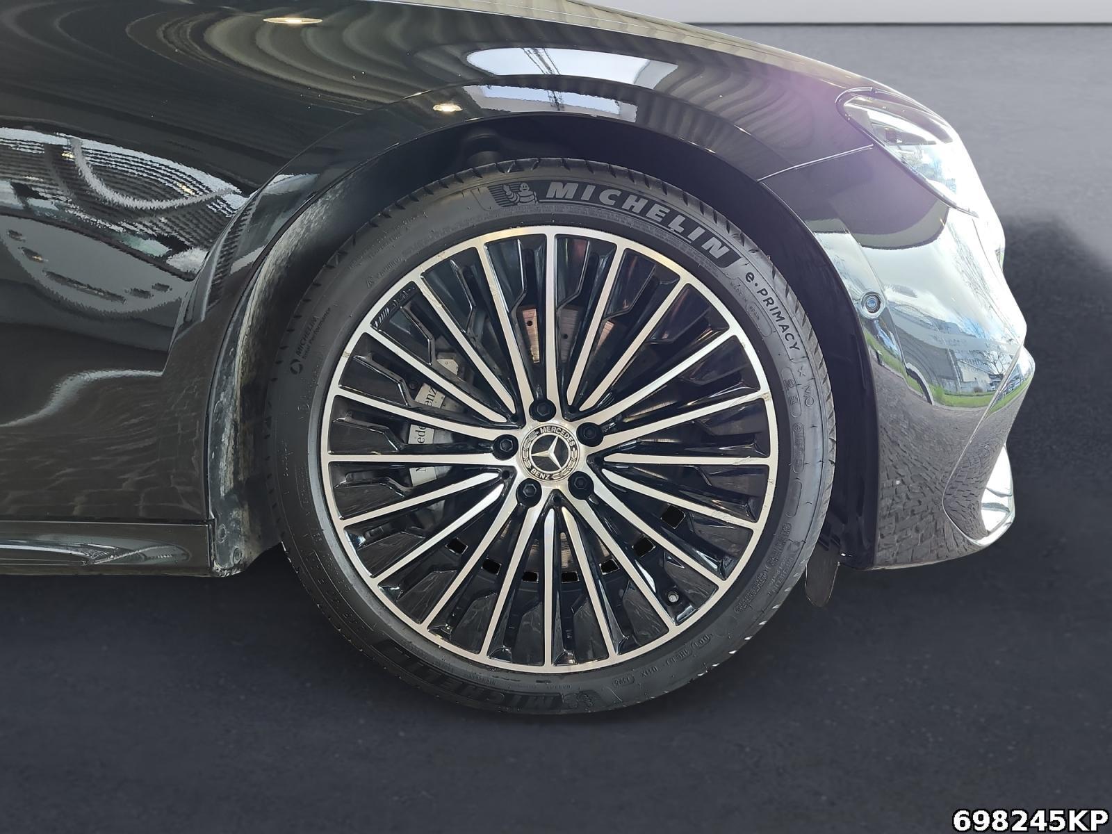 Fahrzeugabbildung Mercedes-Benz E 300 e T AMG Pano Burmester Digital-Light AHK