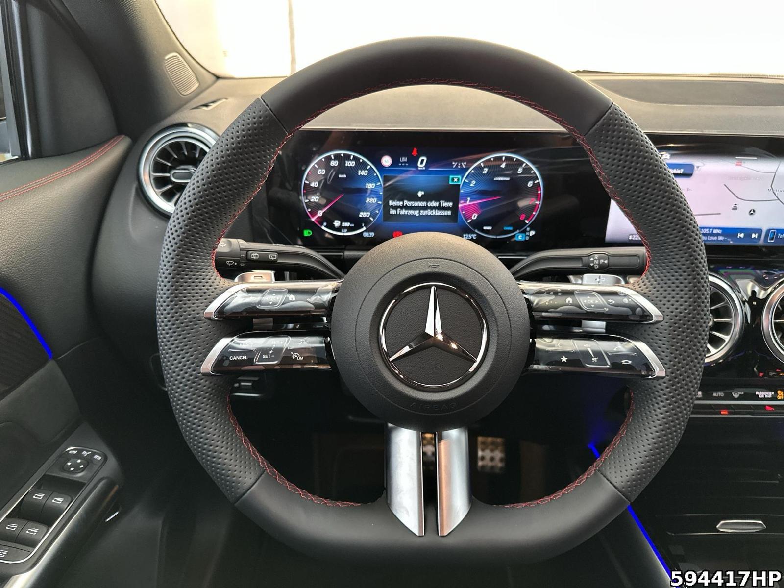 Fahrzeugabbildung Mercedes-Benz GLA 250 4M AMG Night MULTIBEAM AHK Keyless 360°