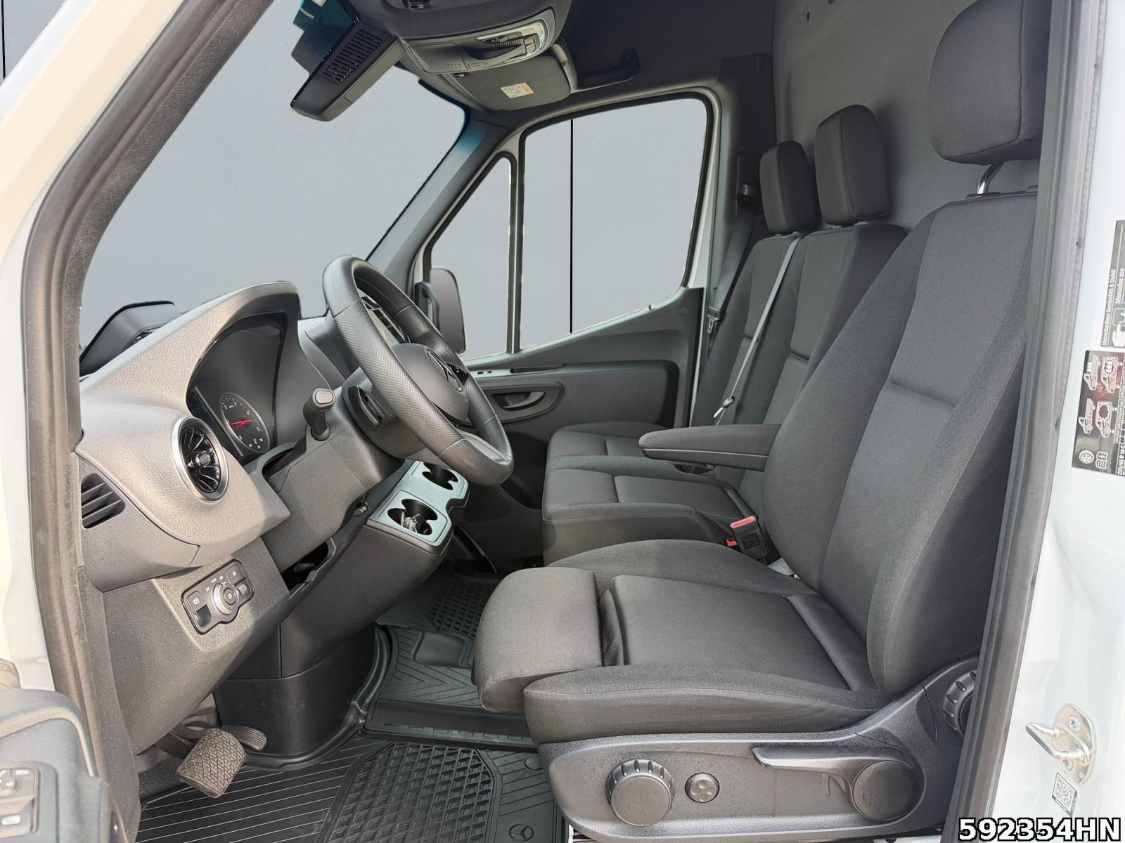 Fahrzeugabbildung Mercedes-Benz Sprinter 319 L2H2 *LED*AHK*AUTOMATIK*KAMERA*UVM