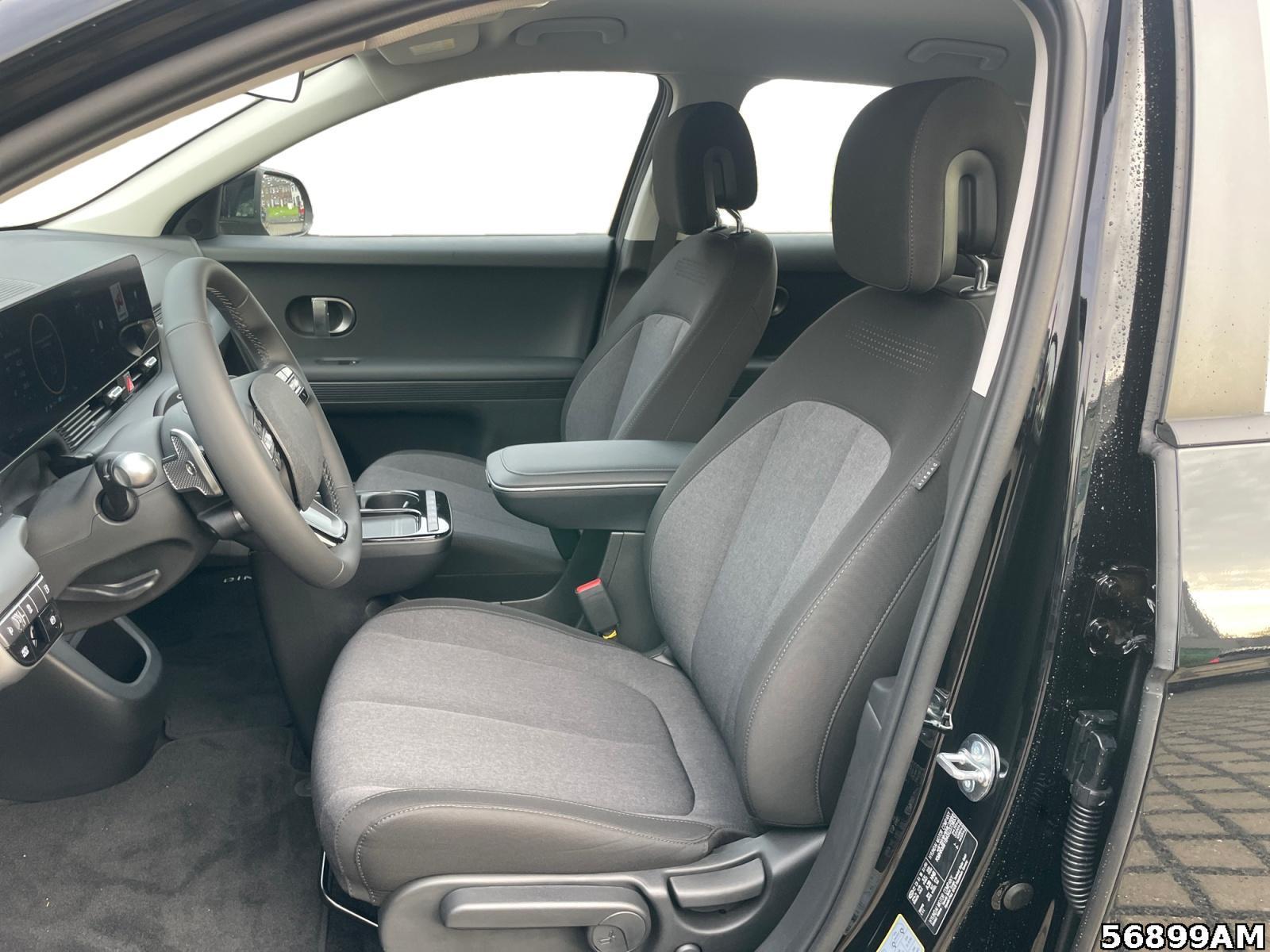 Fahrzeugabbildung Hyundai IONIQ 5 63 kWh BASIS Wärmepumpe