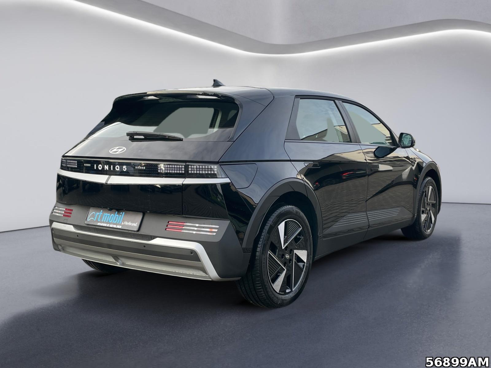 Fahrzeugabbildung Hyundai IONIQ 5 63 kWh BASIS Wärmepumpe