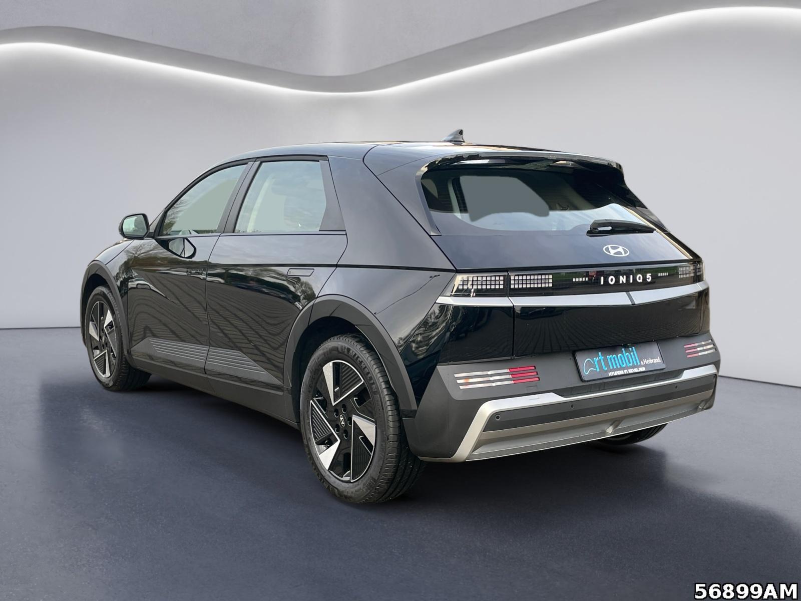 Fahrzeugabbildung Hyundai IONIQ 5 63 kWh BASIS Wärmepumpe