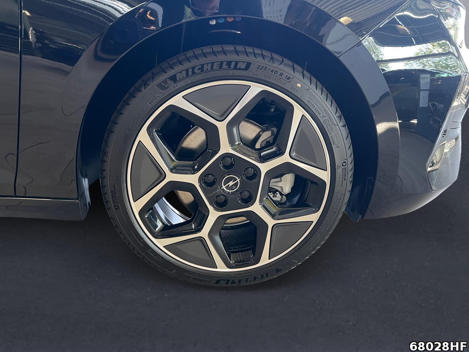 Fahrzeugabbildung Opel Astra Sports Tourer, Ultimate