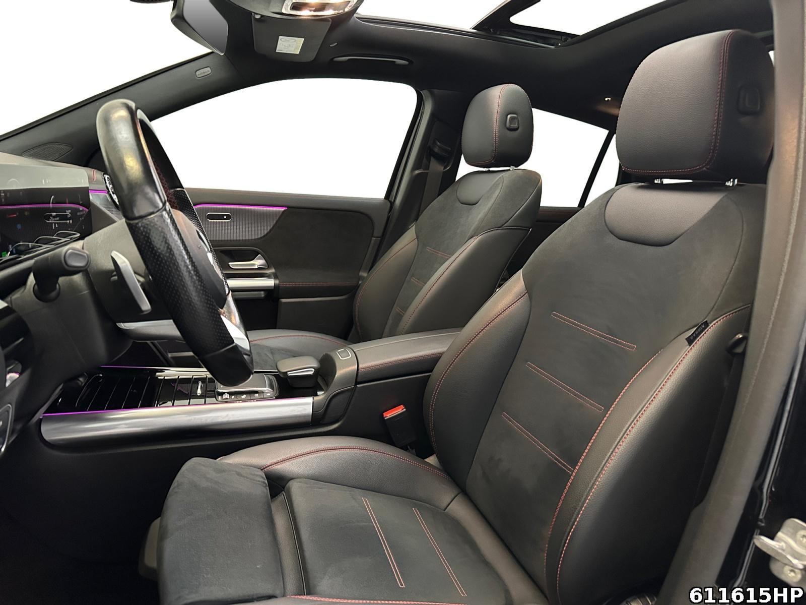 Fahrzeugabbildung Mercedes-Benz EQA AMG Night Pano 19