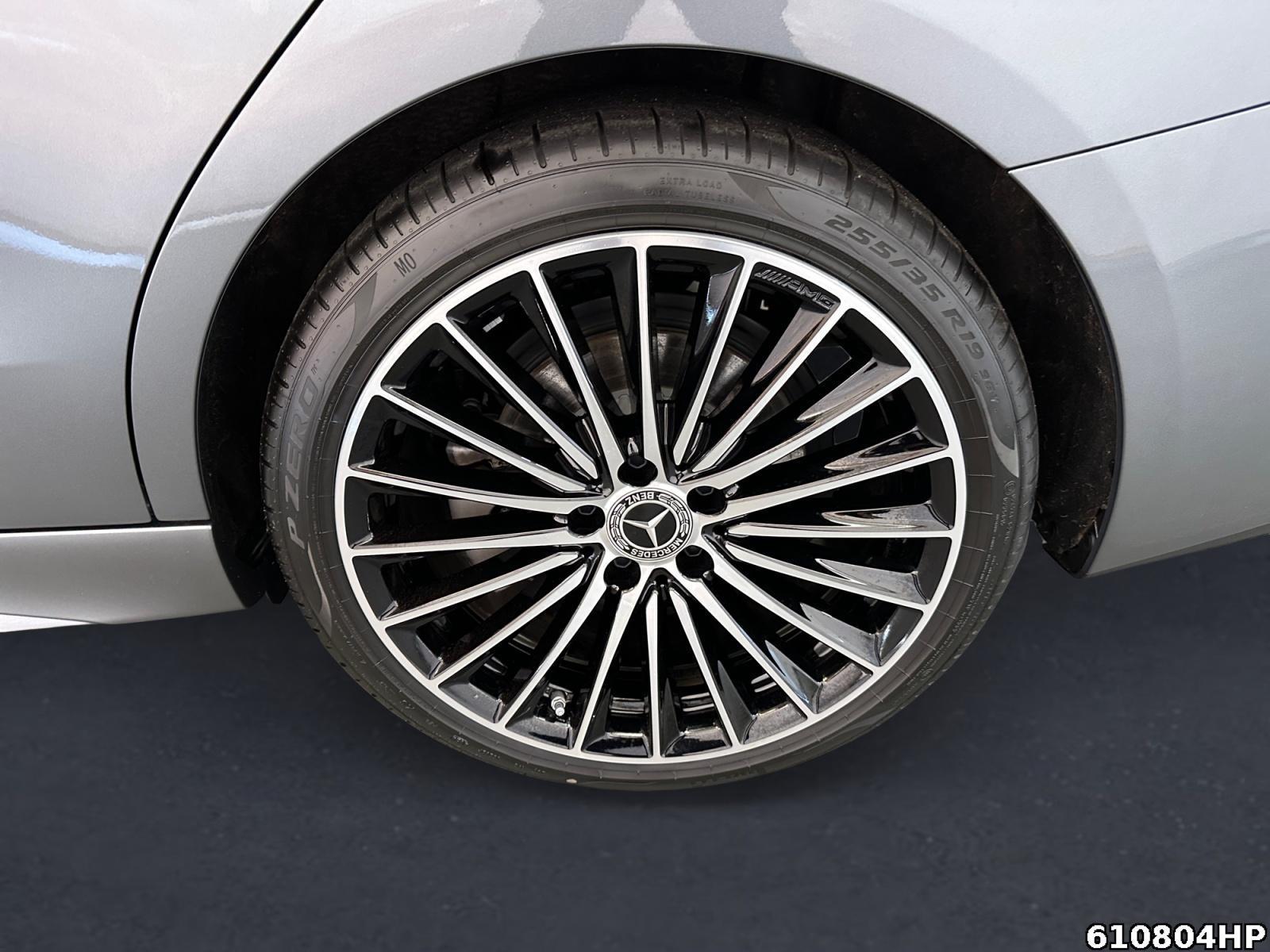 Fahrzeugabbildung Mercedes-Benz C 180 AMG Burmester Digital-Light 360° CarPlay