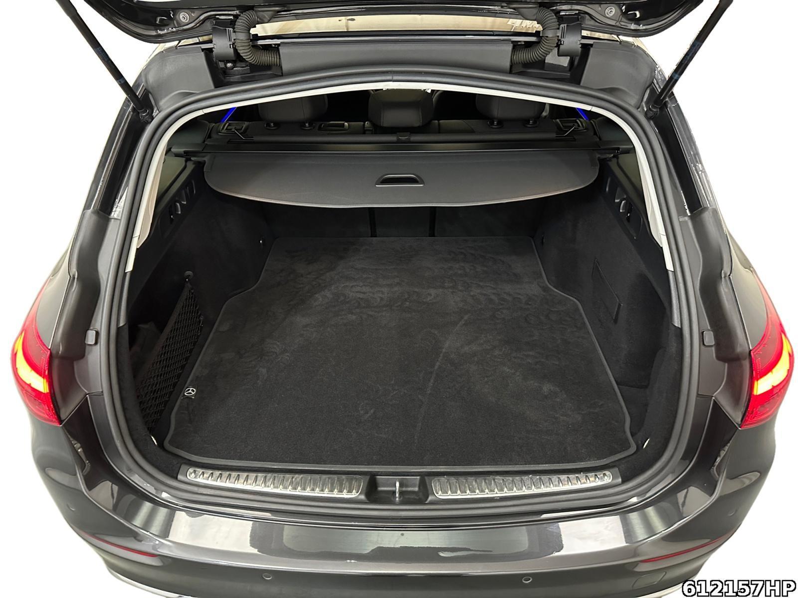 Fahrzeugabbildung Mercedes-Benz C 200 T Avantgarde Panorama Ambienete Rückfahrka