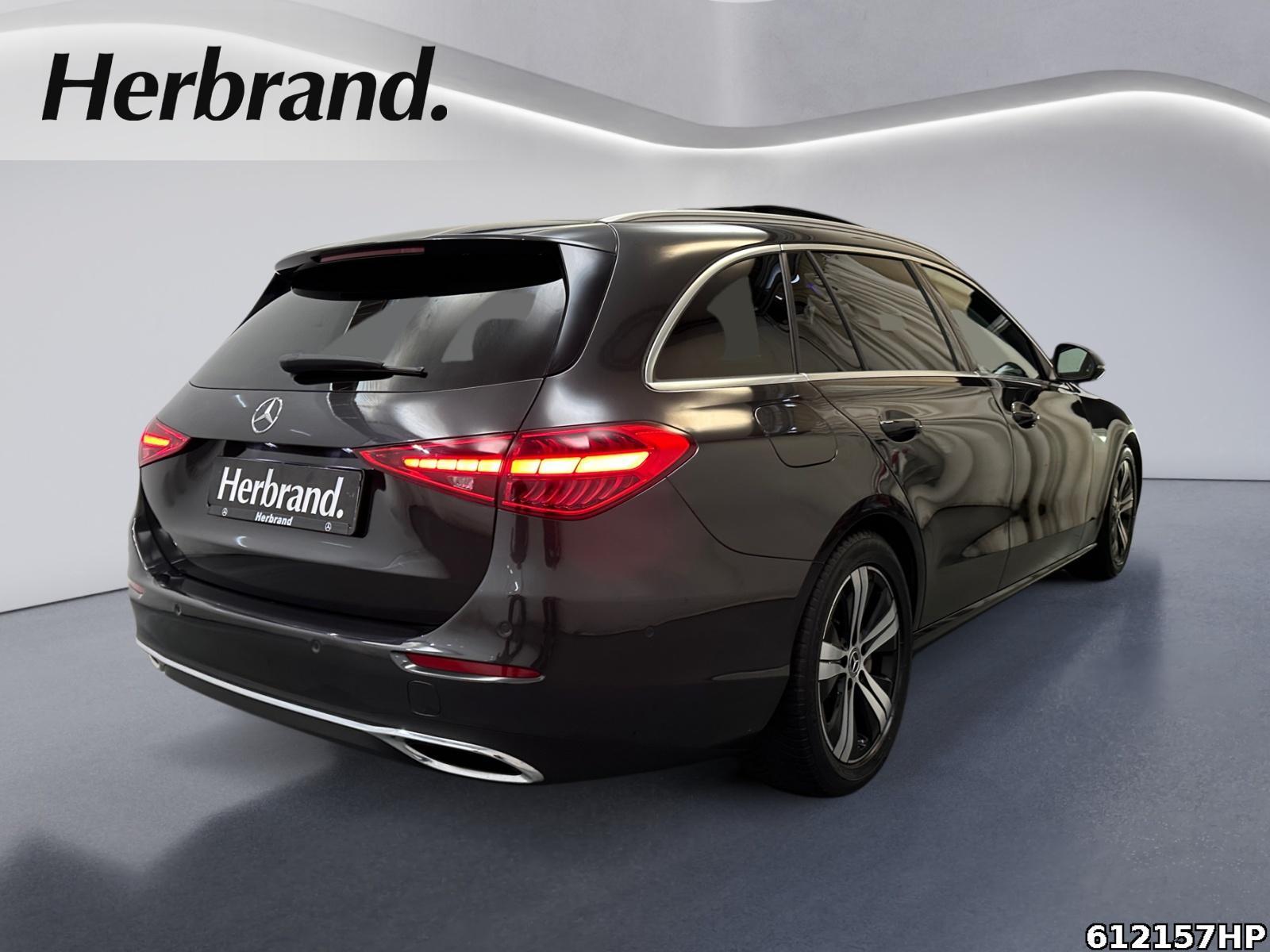 Fahrzeugabbildung Mercedes-Benz C 200 T Avantgarde Panorama Ambienete Rückfahrka