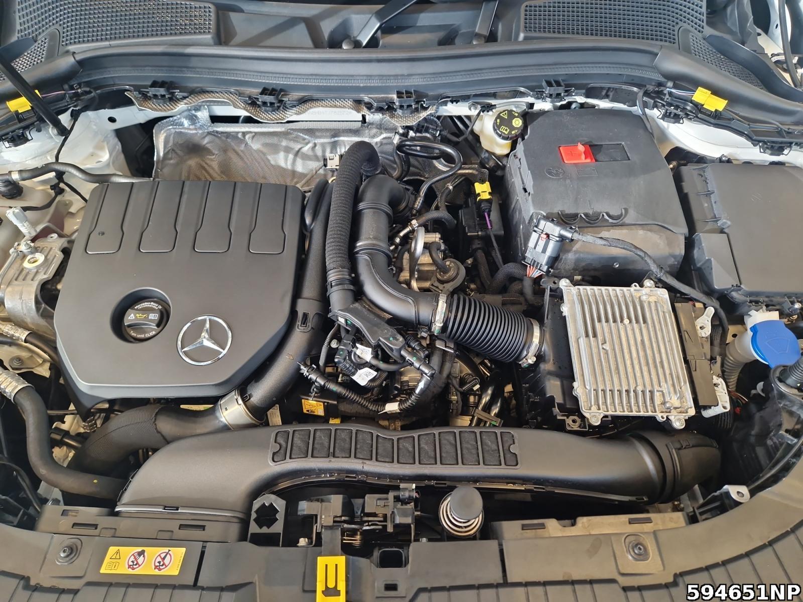 Fahrzeugabbildung Mercedes-Benz GLA 200 Progressive AHK Kamera THERMOTRONIC