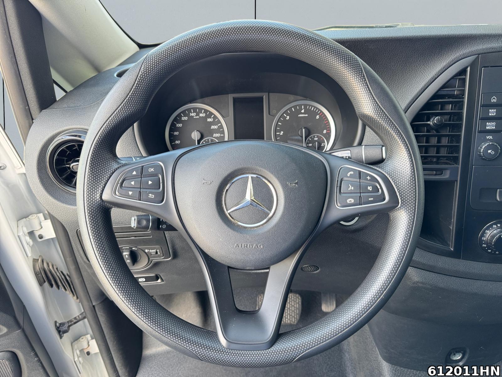 Fahrzeugabbildung Mercedes-Benz Vito 114 CDI Tourer *XL* *Automatik*9-Sitzer*