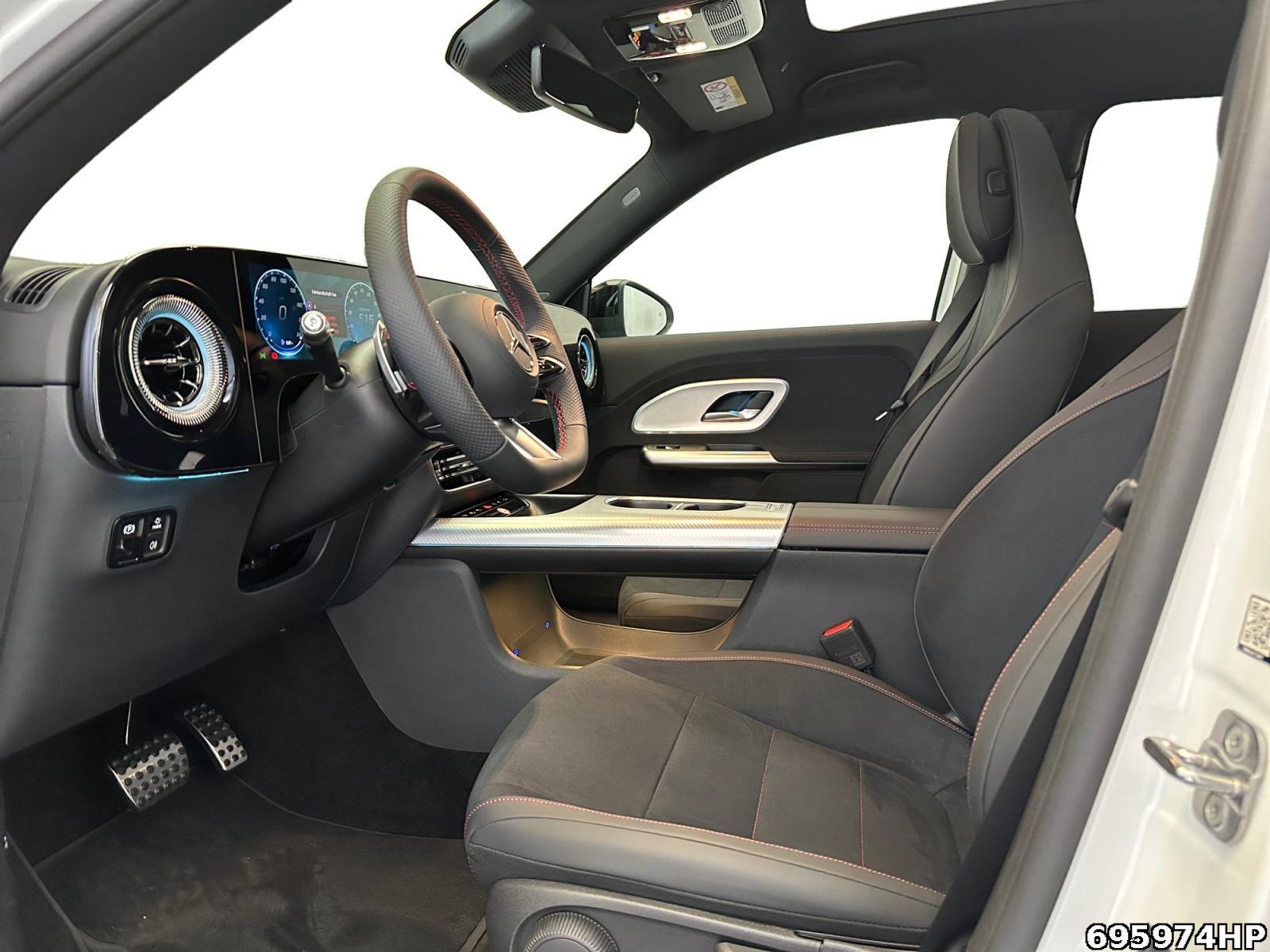 Fahrzeugabbildung Mercedes-Benz GLB 250 +AMG+KEYLESS+MULTIBEAM+DISTRONIC++