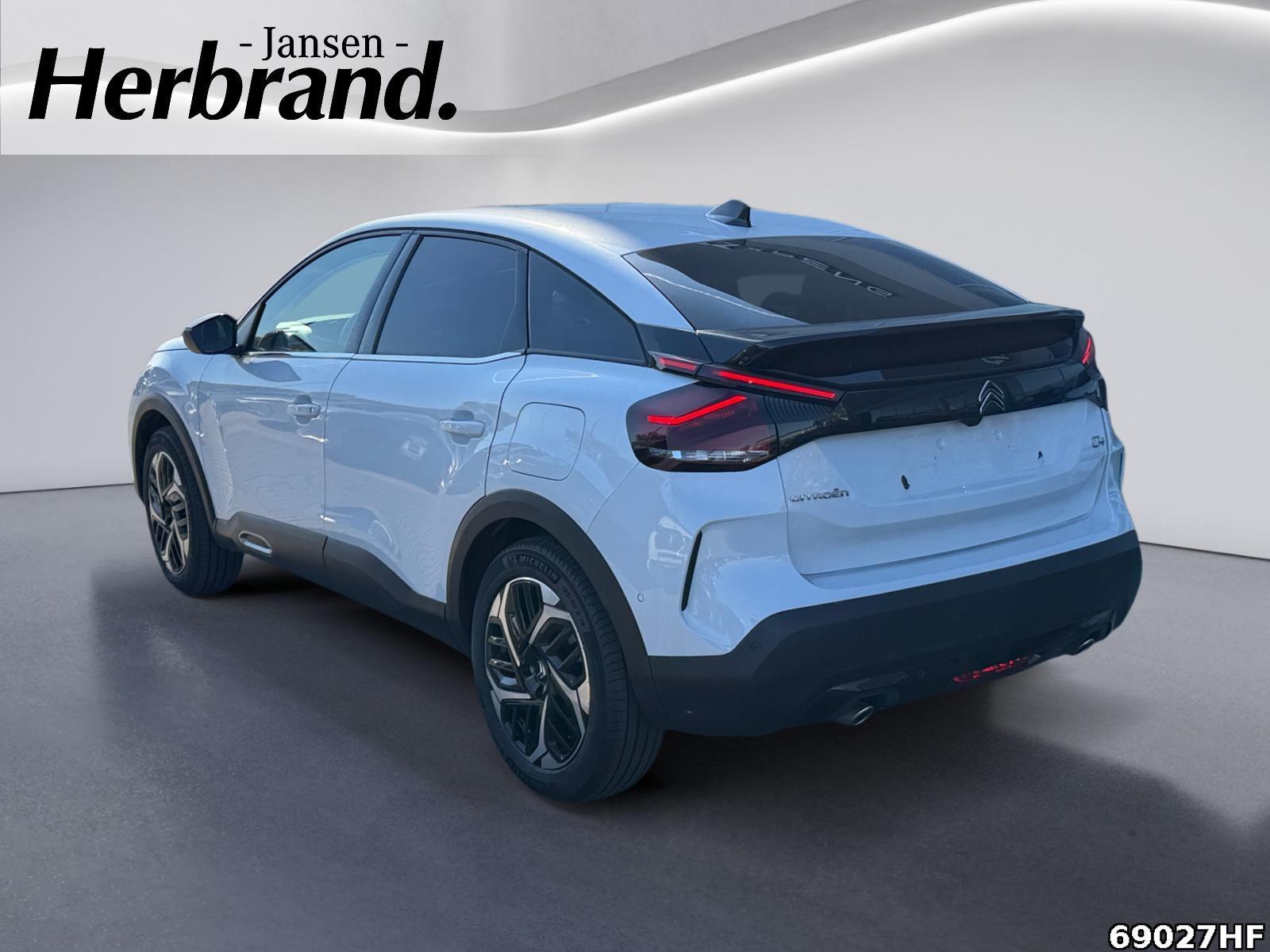 Fahrzeugabbildung Citroën C4 Max 1.2 PureTech 96kW *NAVI*KAMERA*PDC*