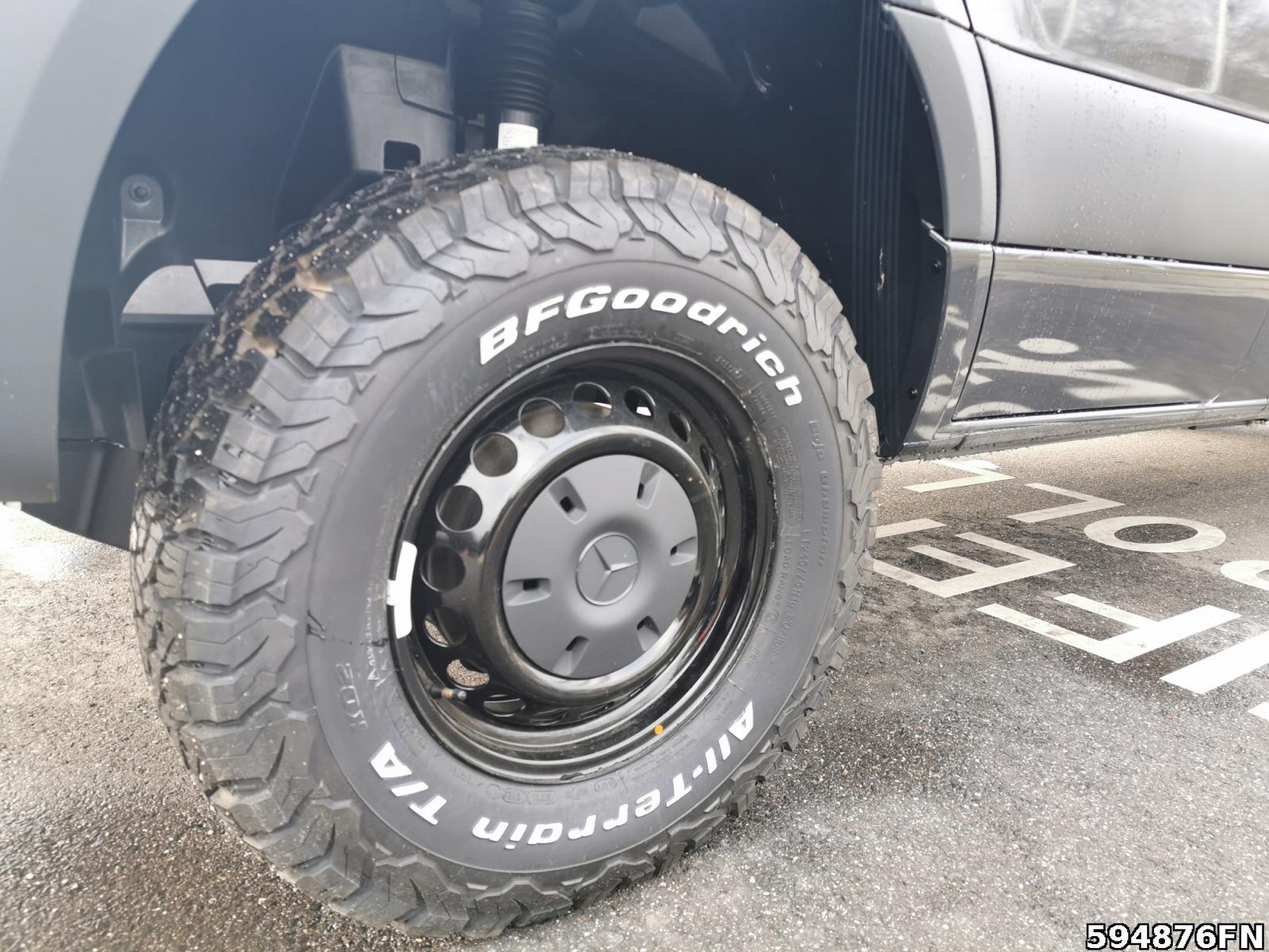 Fahrzeugabbildung Frankia Yucon 7.0 7.0 K-Peak 4x4 Solar Markise