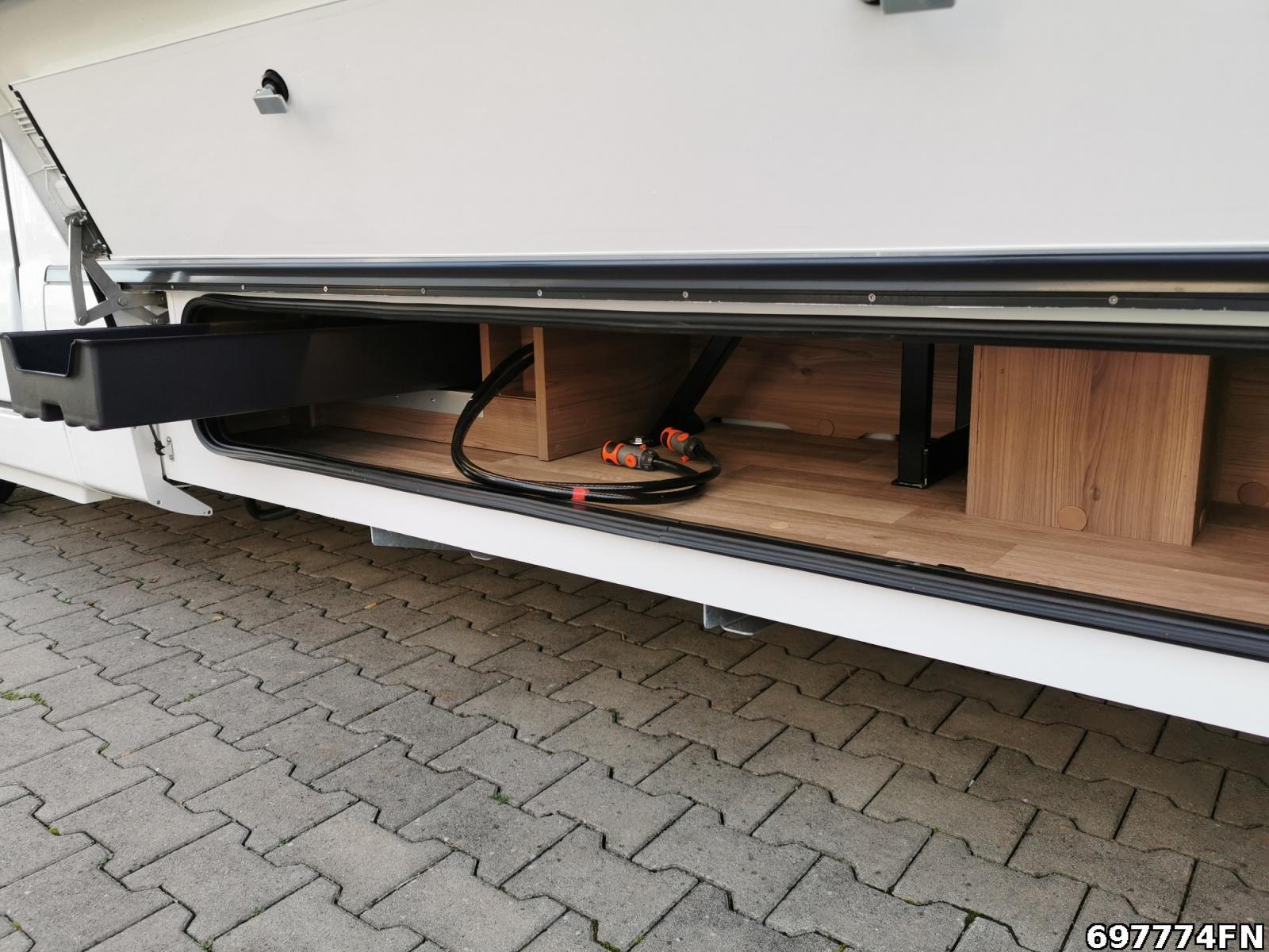 Fahrzeugabbildung Kabe TM Imperial i 880 LGB 2027 Cinderella Hubstütze