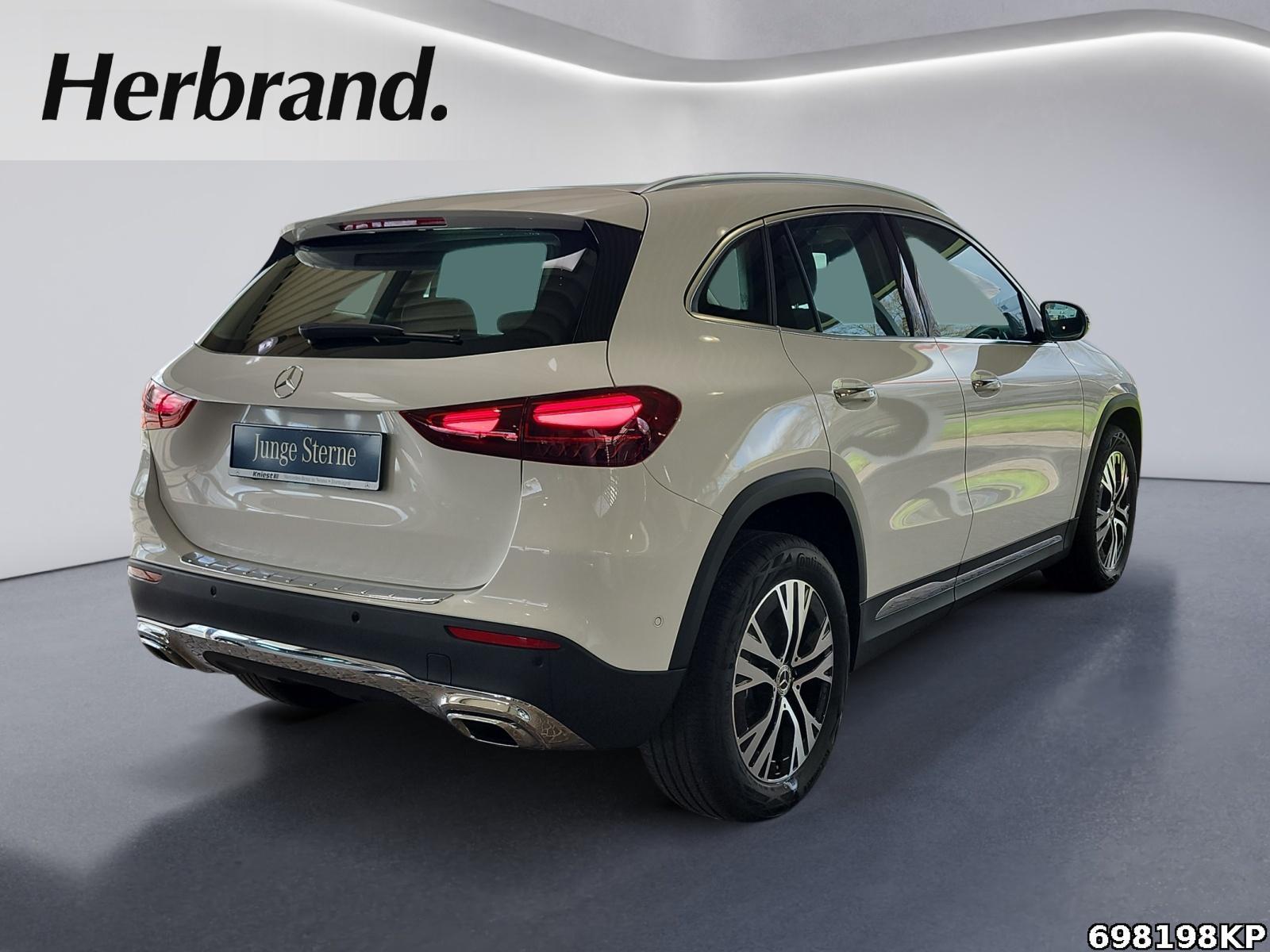 Fahrzeugabbildung Mercedes-Benz GLA 250 4M Progressive Multibeam CarPlay Kamera