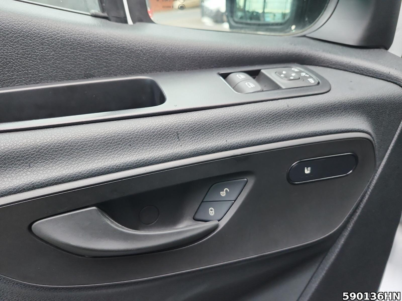 Fahrzeugabbildung Mercedes-Benz Sprinter 317 L2H2 Mixto*AHK 3.500 kg*