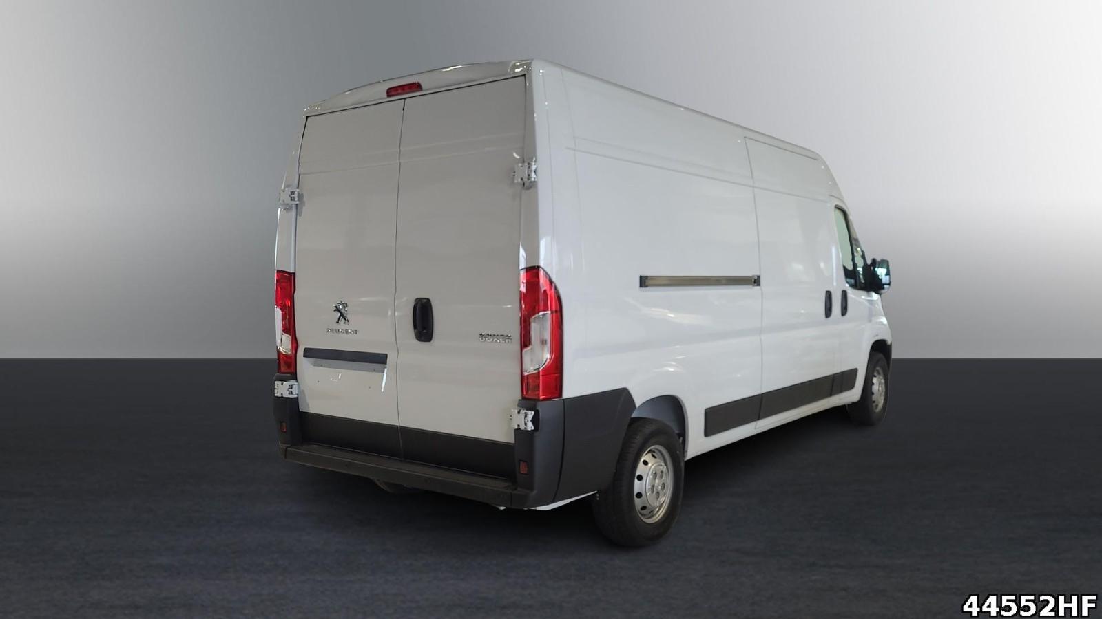 Fahrzeugabbildung Peugeot Boxer Kasten 335 L3H2 140 PS BlueHDi MT