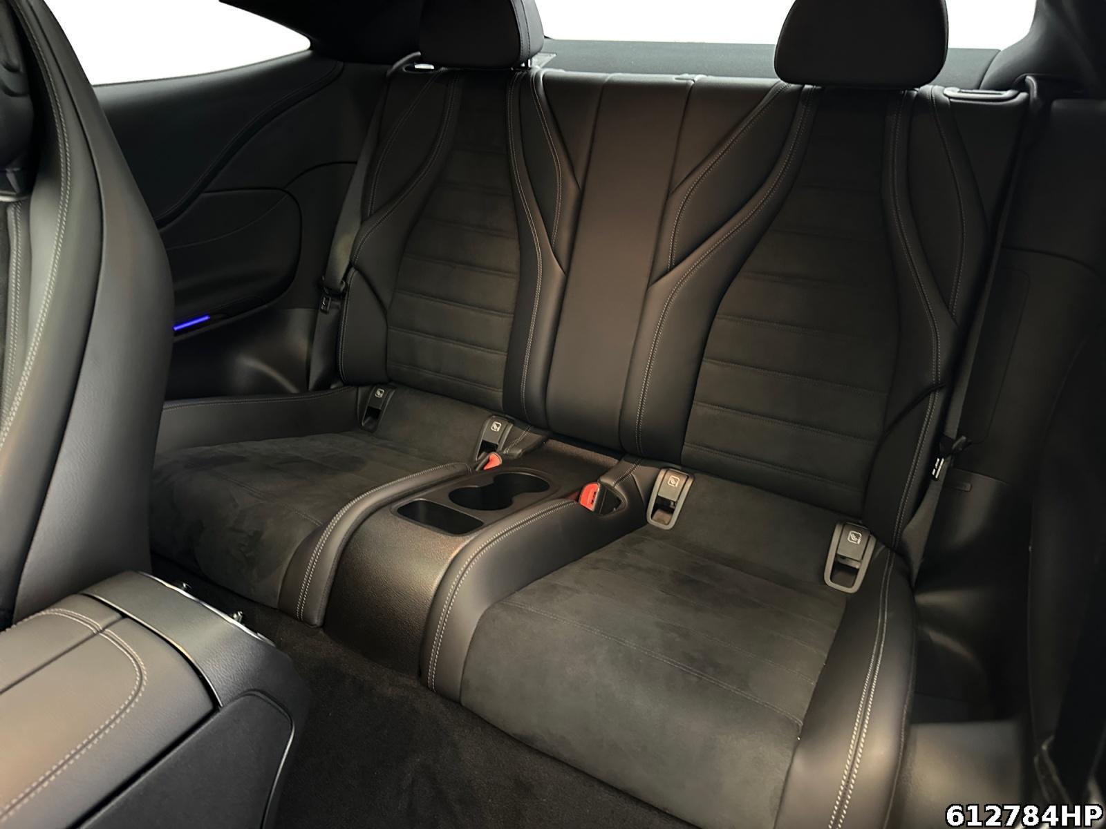 Fahrzeugabbildung Mercedes-Benz CLE 300 e AMG Pano Night Keyless Digital-Light
