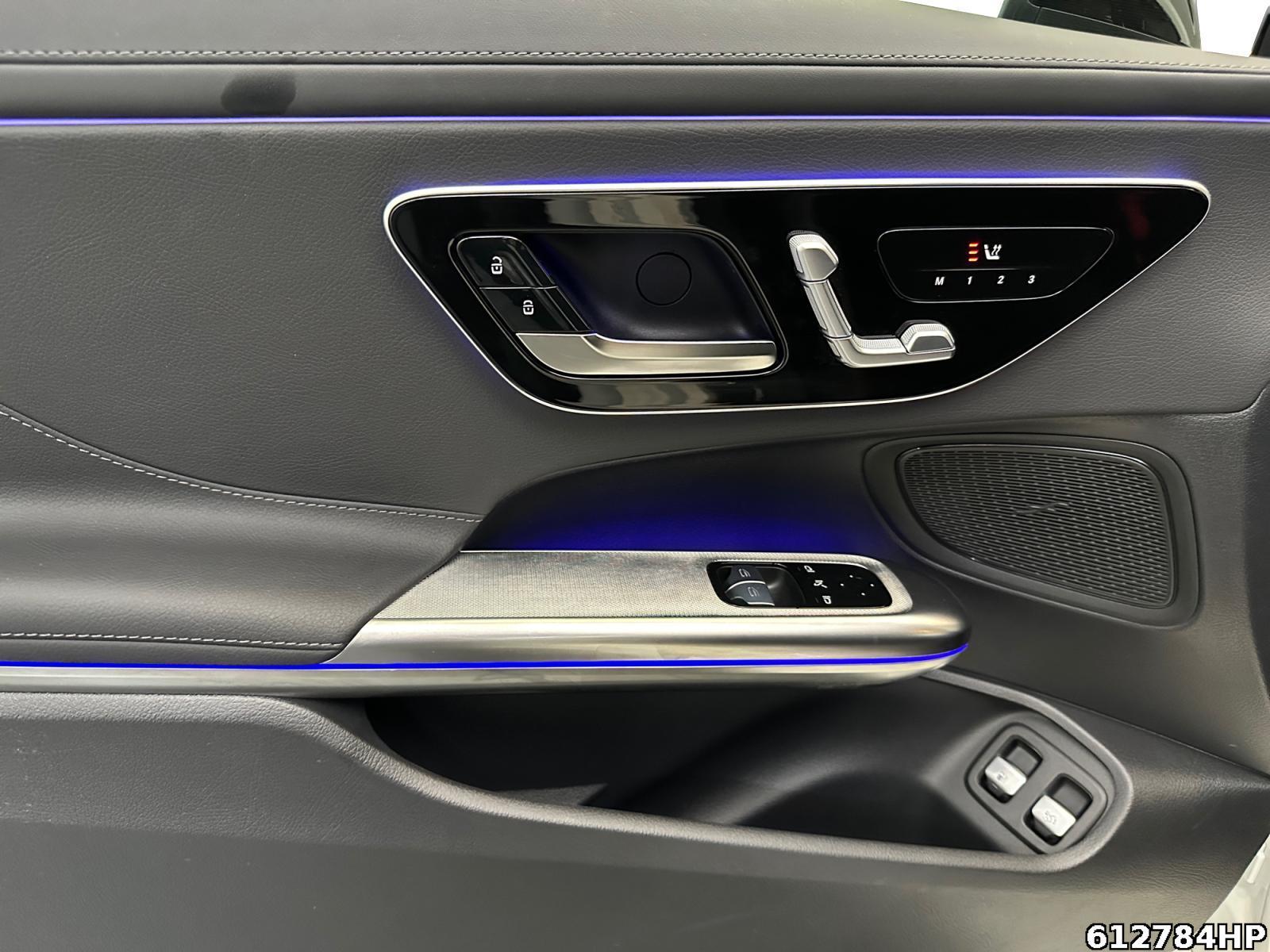 Fahrzeugabbildung Mercedes-Benz CLE 300 e AMG Pano Night Keyless Digital-Light