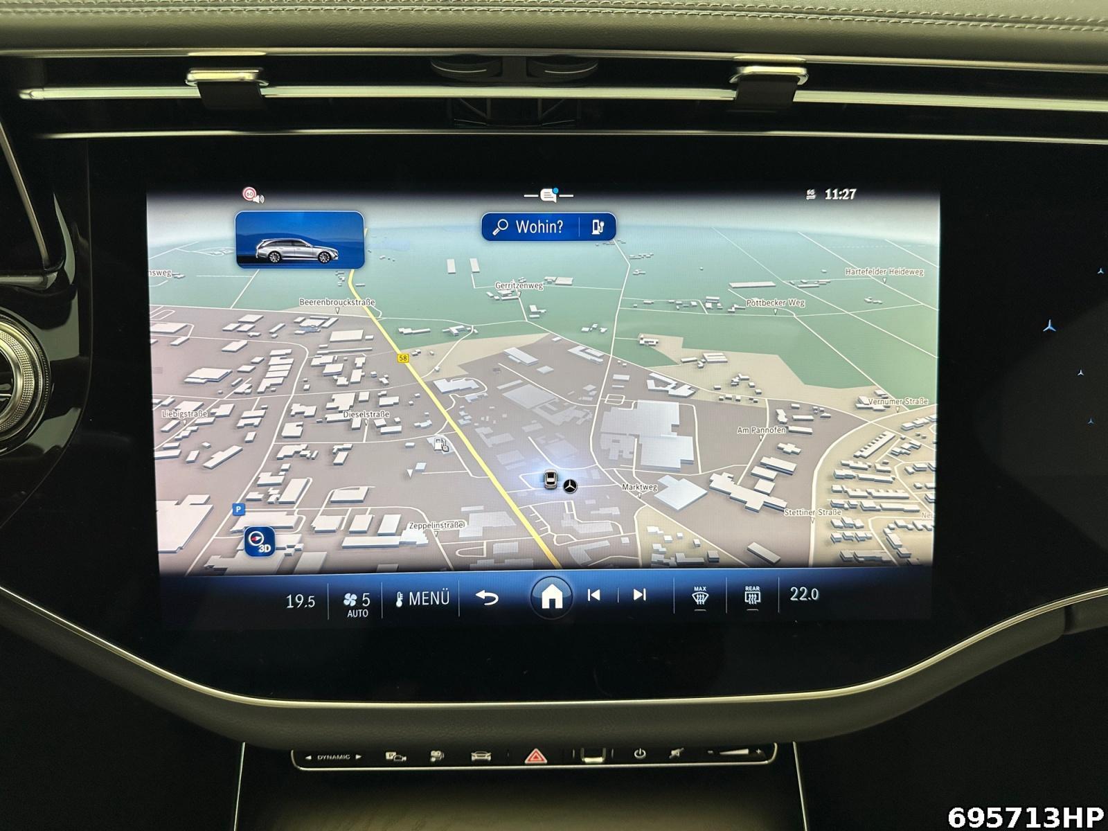 Fahrzeugabbildung Mercedes-Benz E 300 T AMG Superscreen Pano AHK Distronic