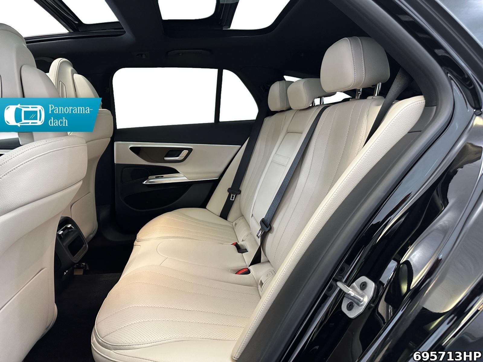 Fahrzeugabbildung Mercedes-Benz E 300 T AMG Superscreen Pano AHK Distronic