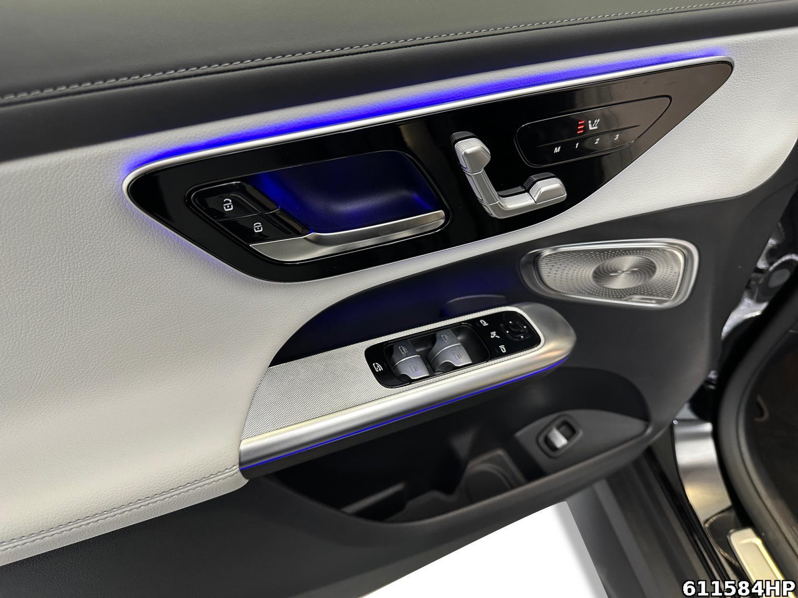 Fahrzeugabbildung Mercedes-Benz GLC 300 de 4M AMG Pano AHK Distronic Burmester