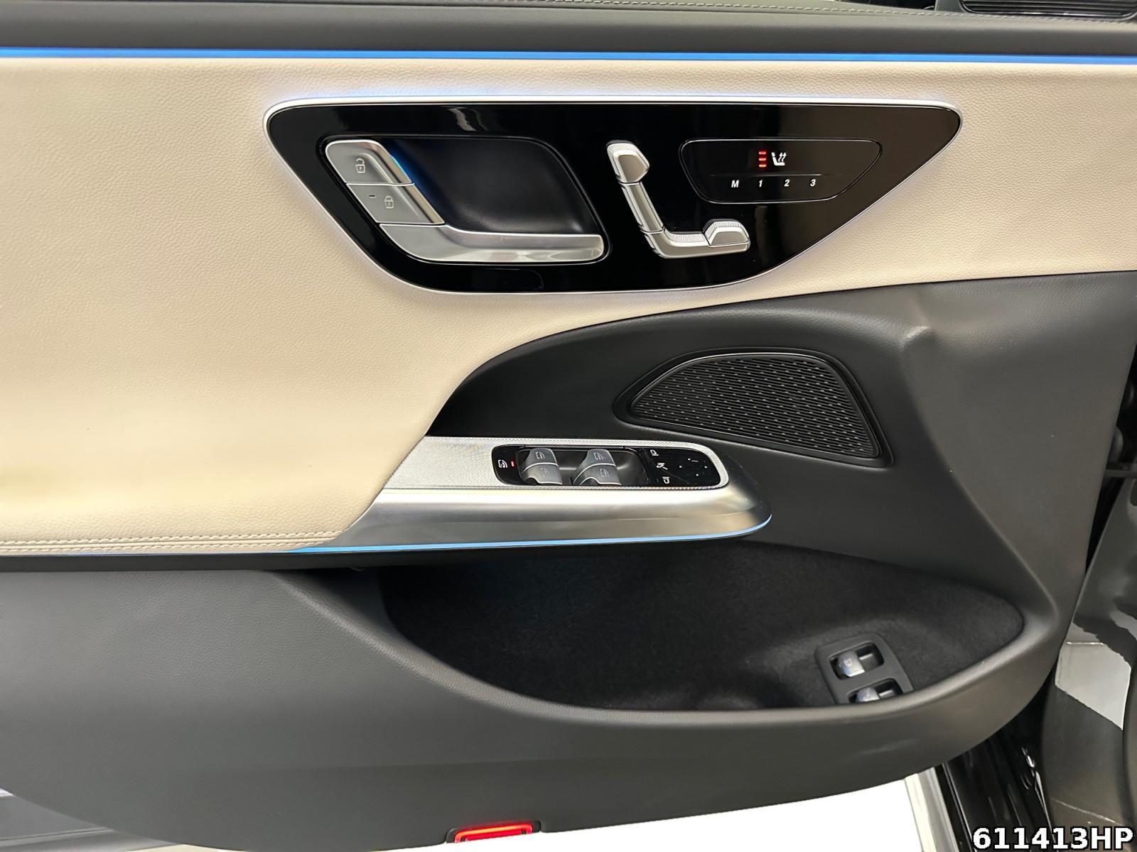 Fahrzeugabbildung Mercedes-Benz E 300 e AMG Digital-Light Pano Head-up 360° Totw