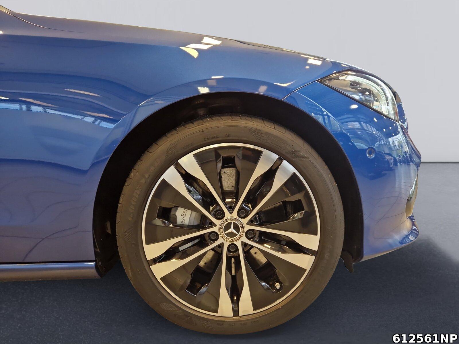 Fahrzeugabbildung Mercedes-Benz C 300 e T Avantgarde AHK Pano Head-UP Distronic+
