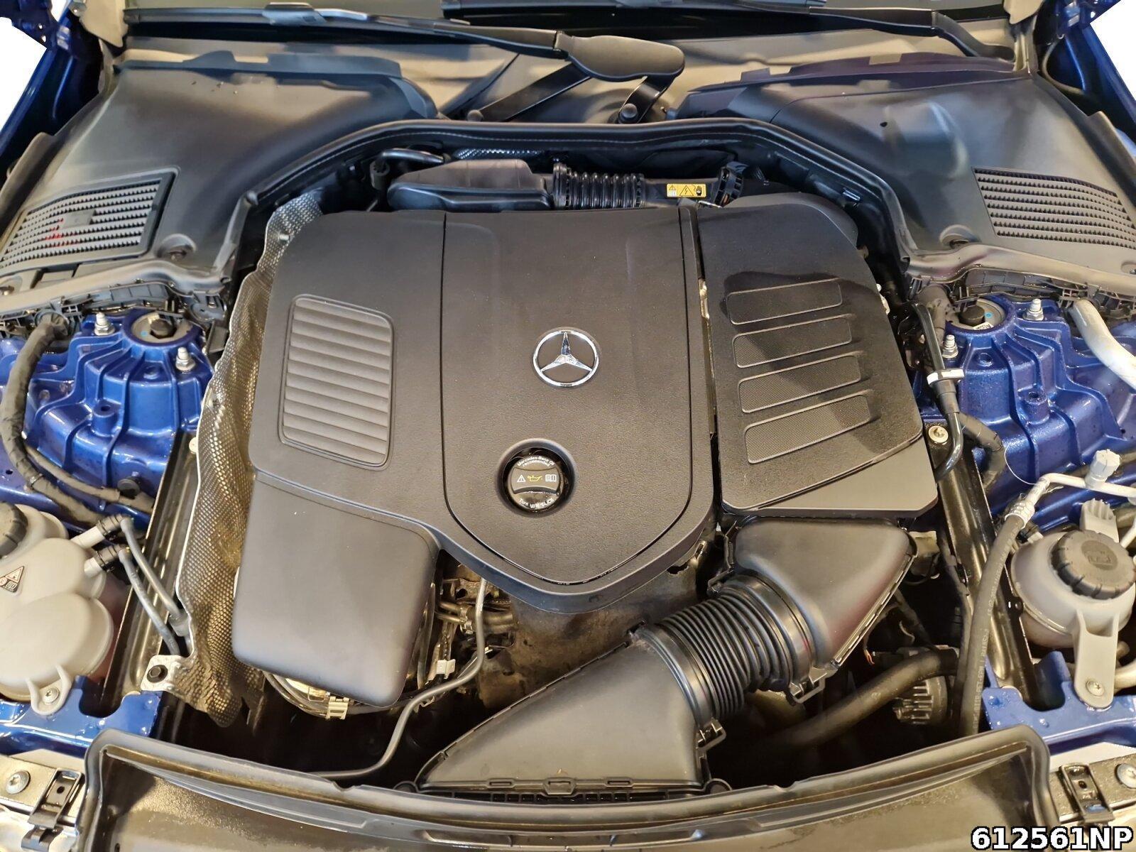 Fahrzeugabbildung Mercedes-Benz C 300 e T Avantgarde AHK Pano Head-UP Distronic+