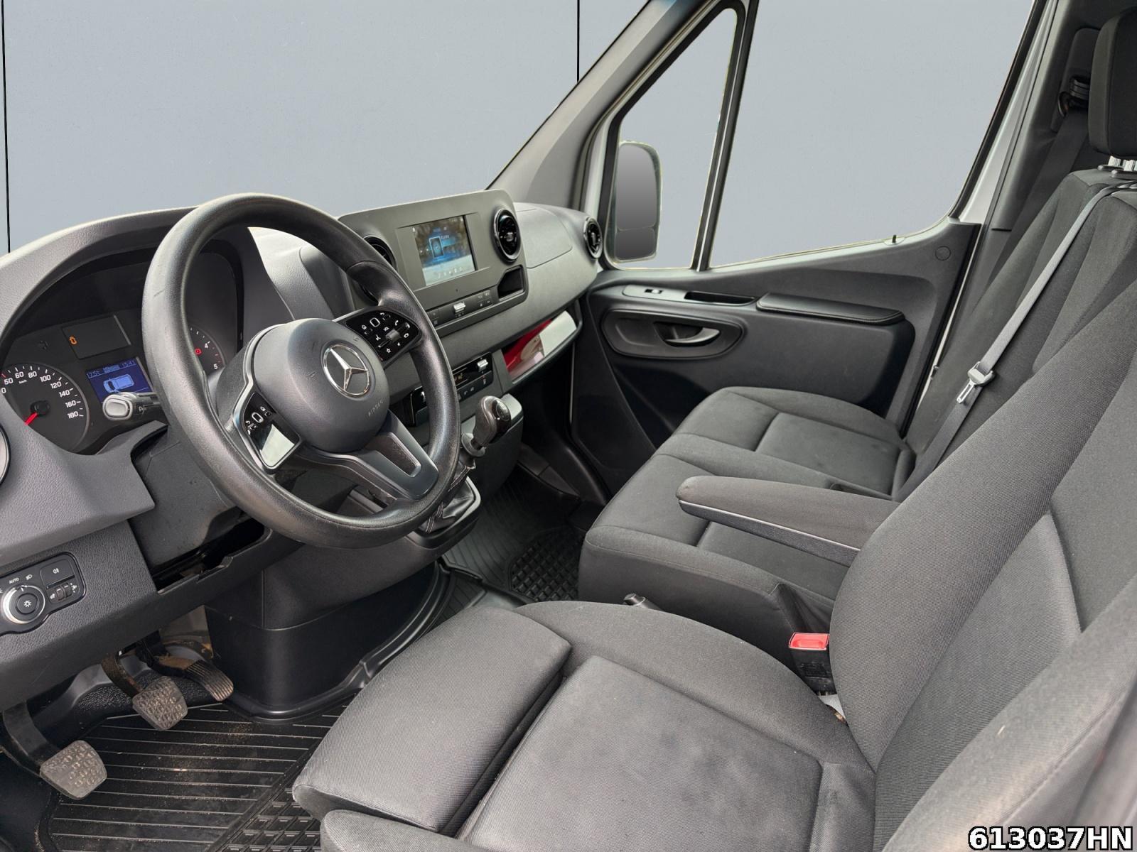 Fahrzeugabbildung Mercedes-Benz Sprinter 315 CDI *Maxi DoKa*AHK3,5t*Klima*SHZ*