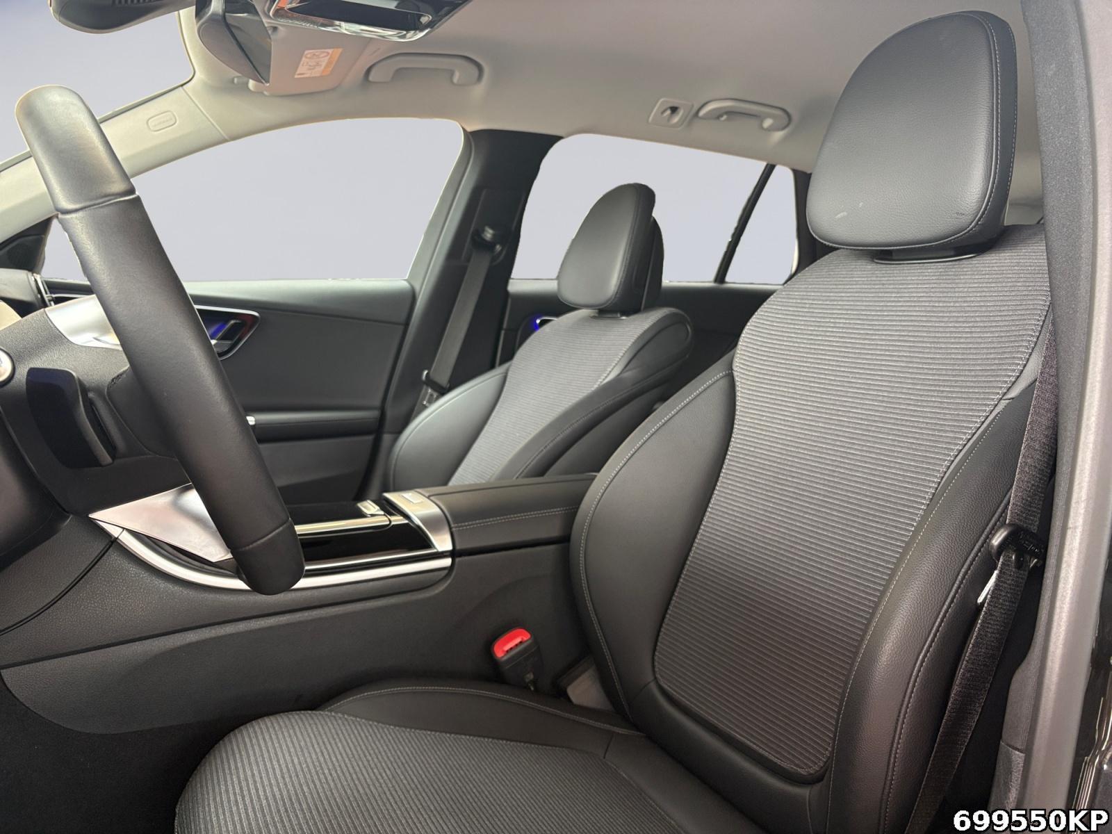 Fahrzeugabbildung Mercedes-Benz C 220 d T Avantgarde AHK Lenkradhzg Kamera LED