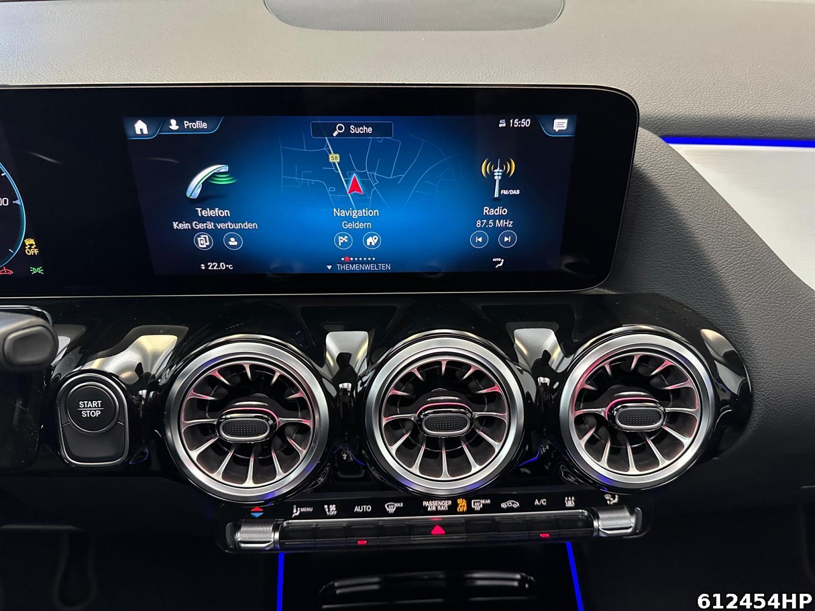 Fahrzeugabbildung Mercedes-Benz EQA Progressive Pano AHK CarPlay Kamera LED